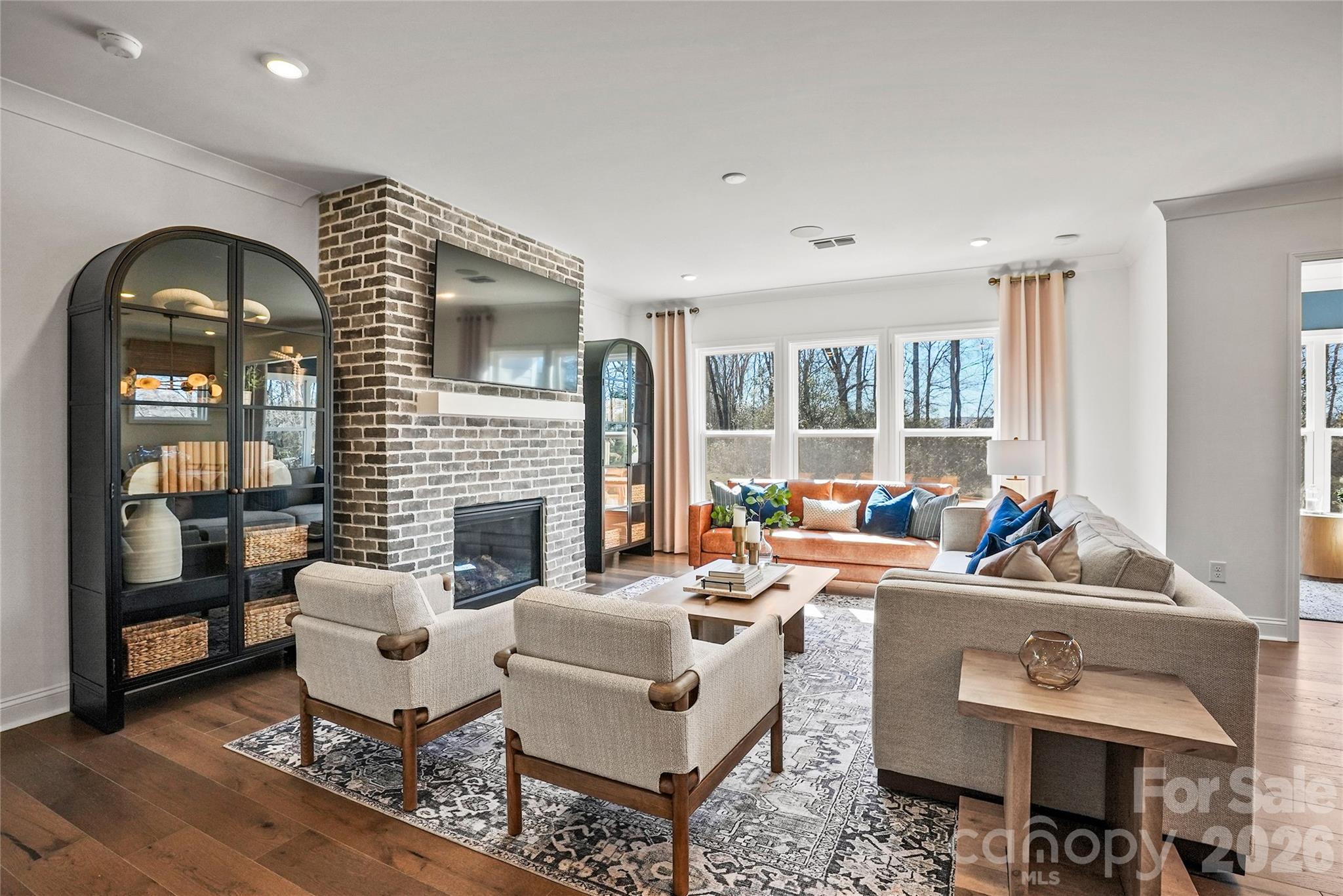 2130 Riverbend Avenue — Monroe