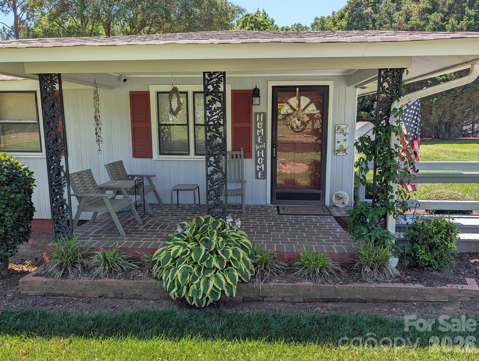 4053 Roddey Road — Catawba