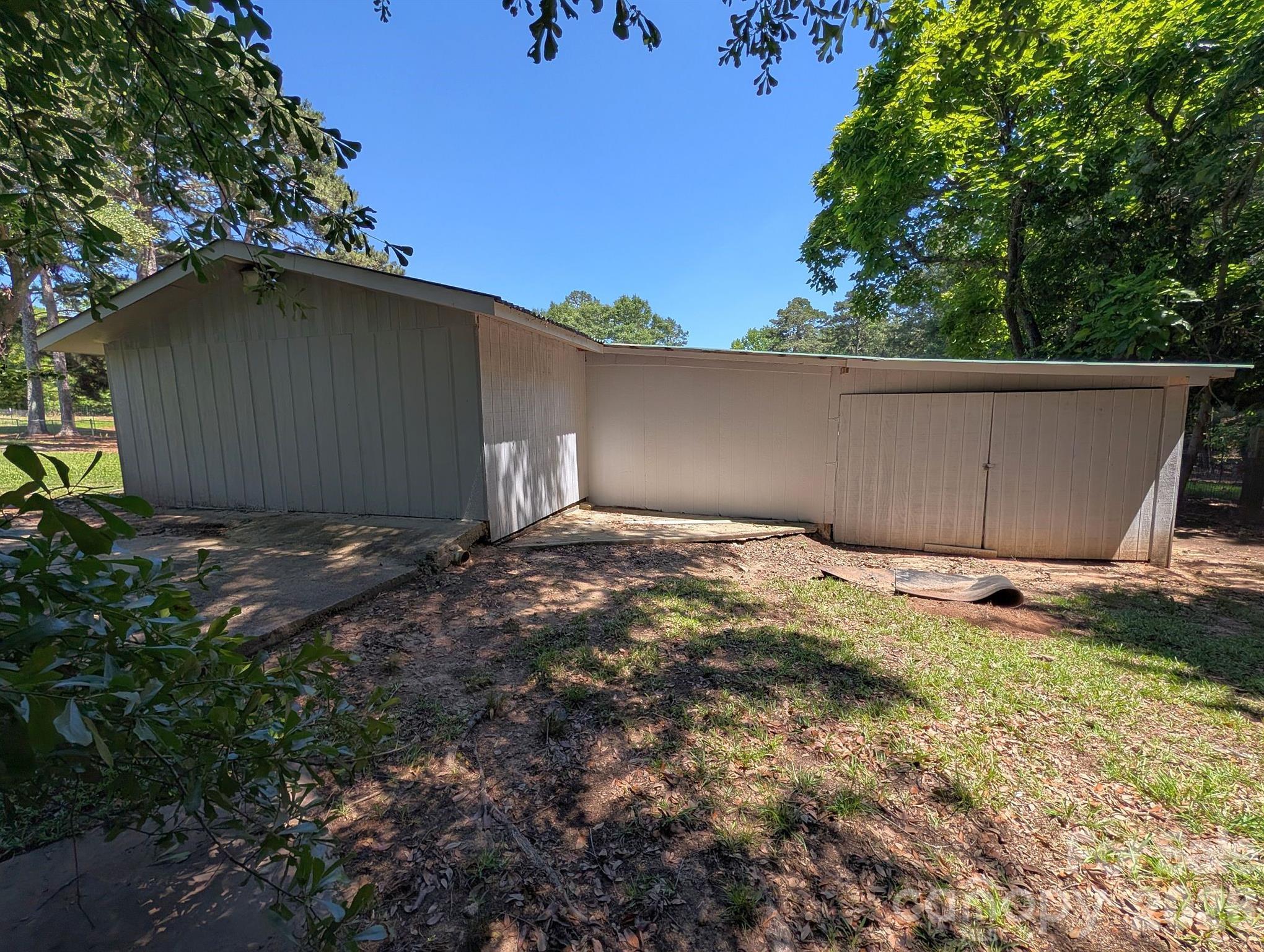 4053 Roddey Road — Catawba