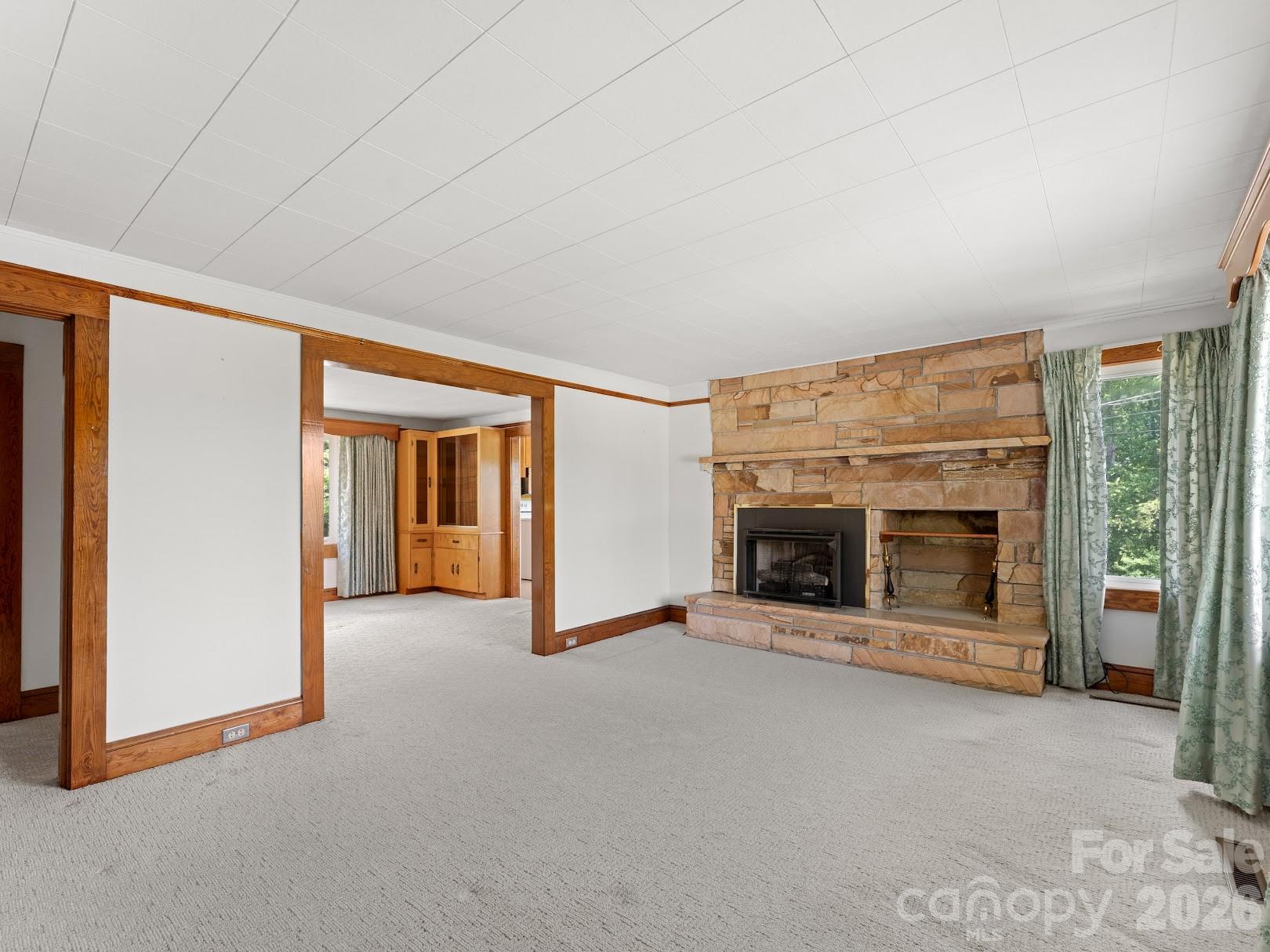 1230 Dana Road — Hendersonville