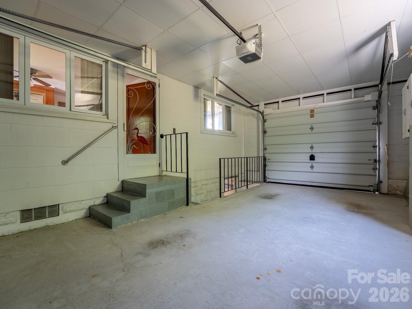 1230 Dana Road — Hendersonville
