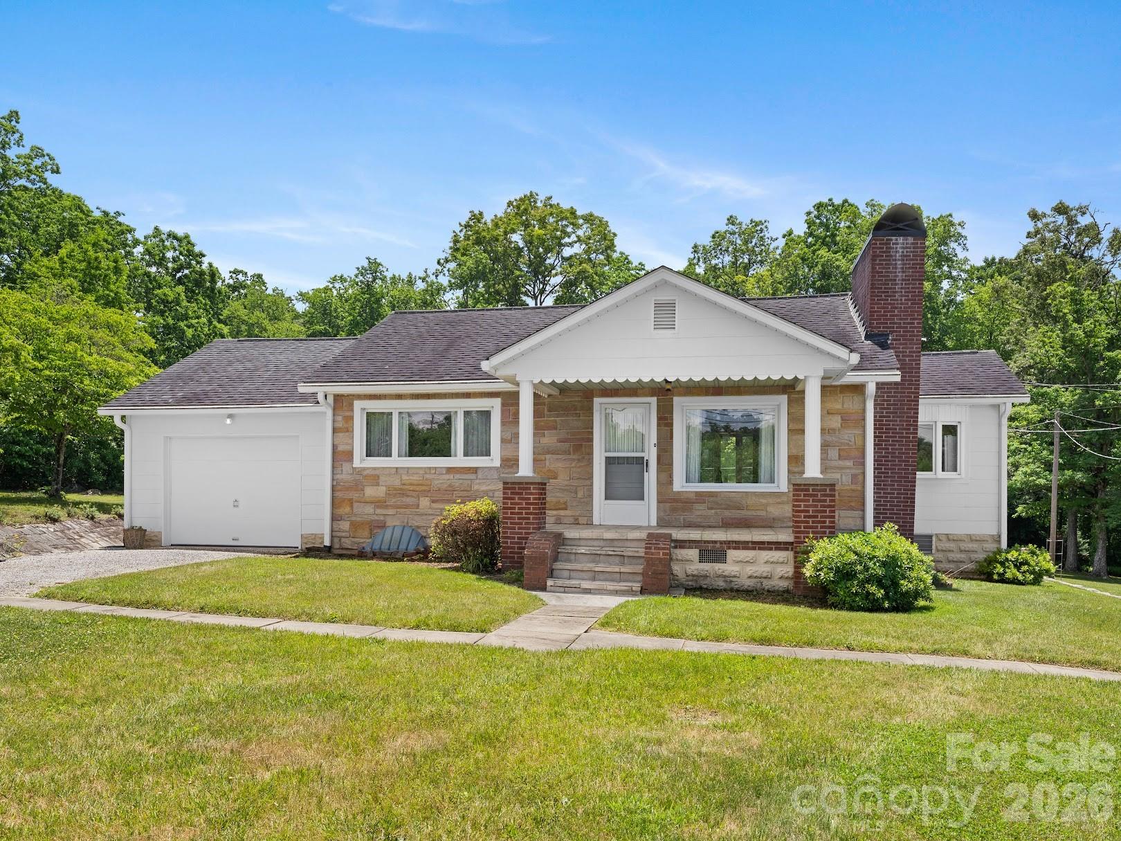 1230 Dana Road — Hendersonville