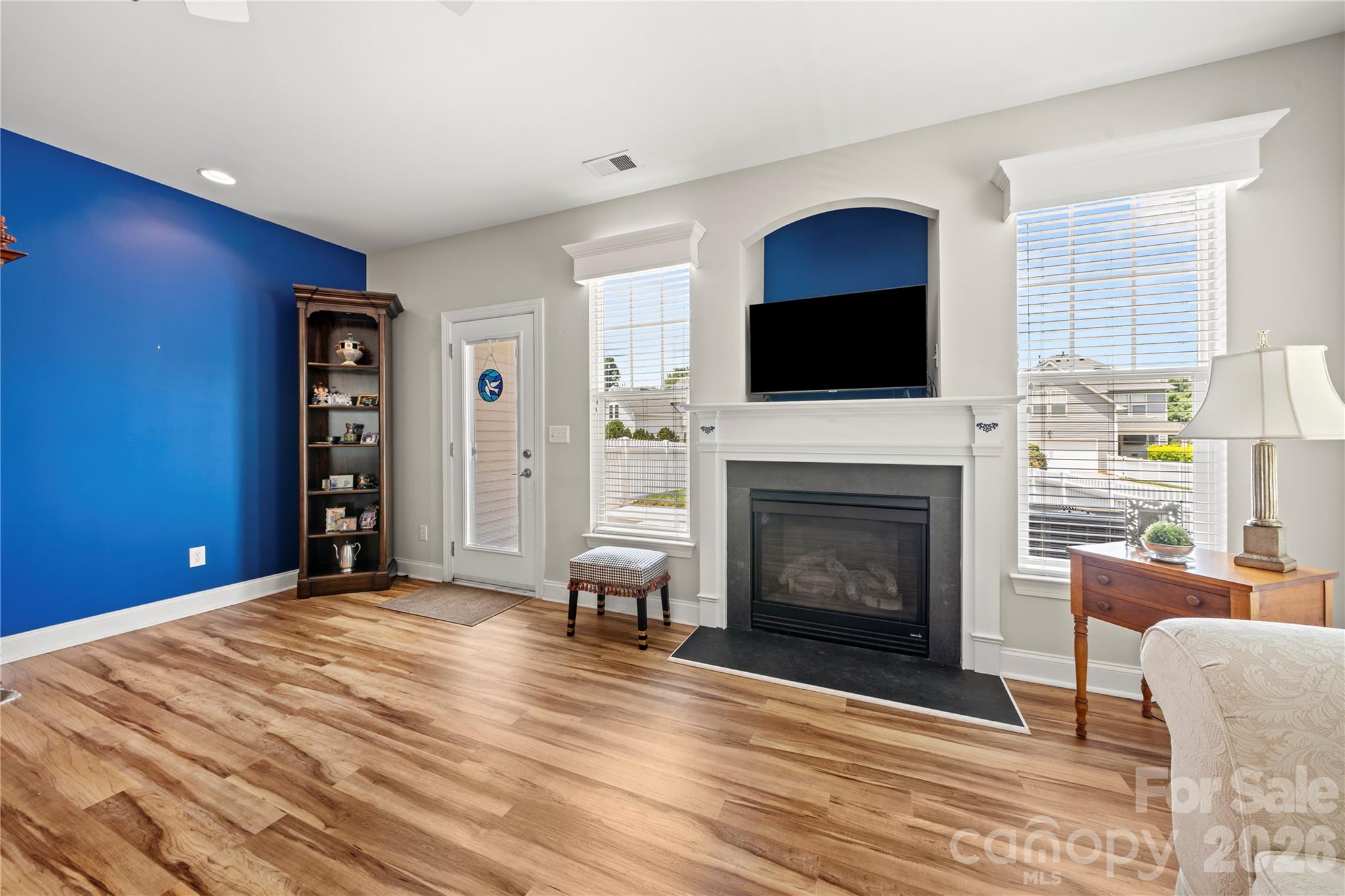 15718 Seafield Lane — Huntersville