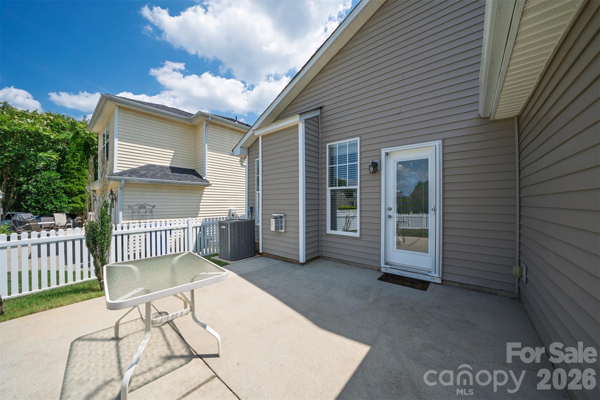 15718 Seafield Lane — Huntersville