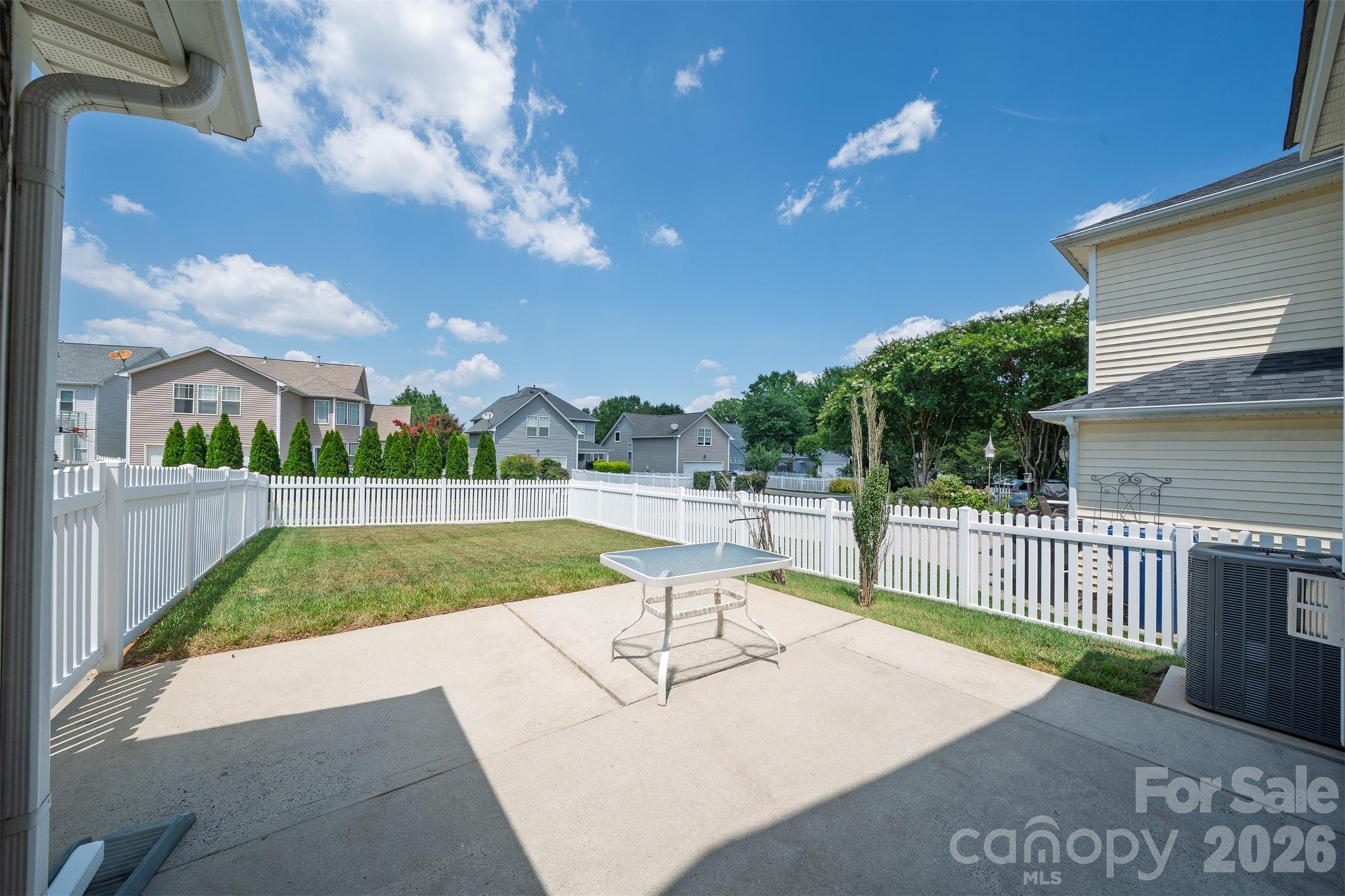 15718 Seafield Lane — Huntersville