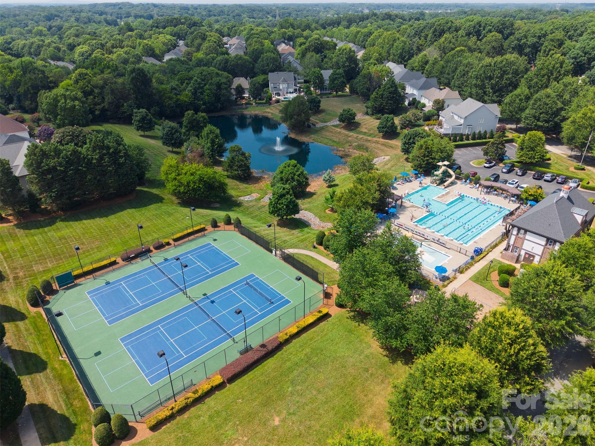 15718 Seafield Lane — Huntersville