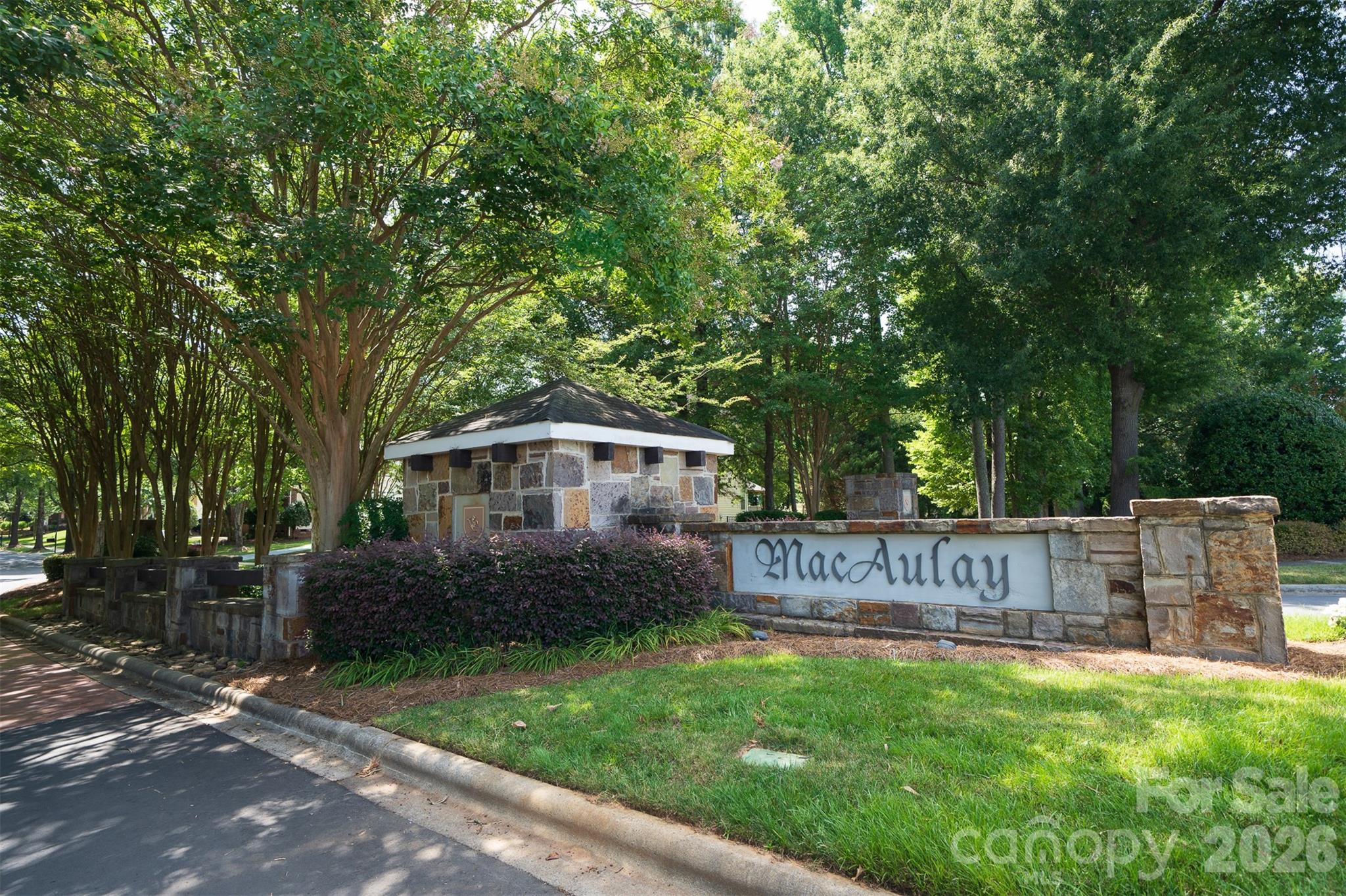 15718 Seafield Lane — Huntersville