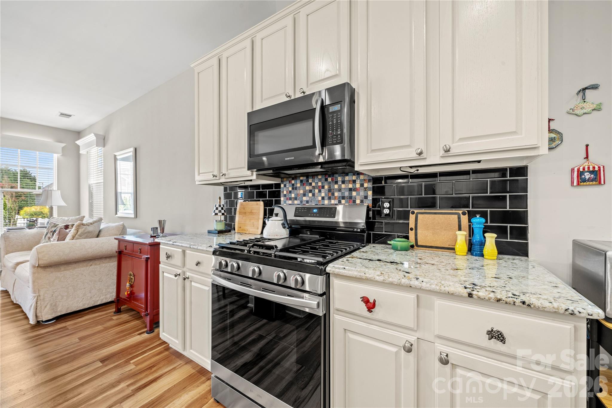 15718 Seafield Lane — Huntersville