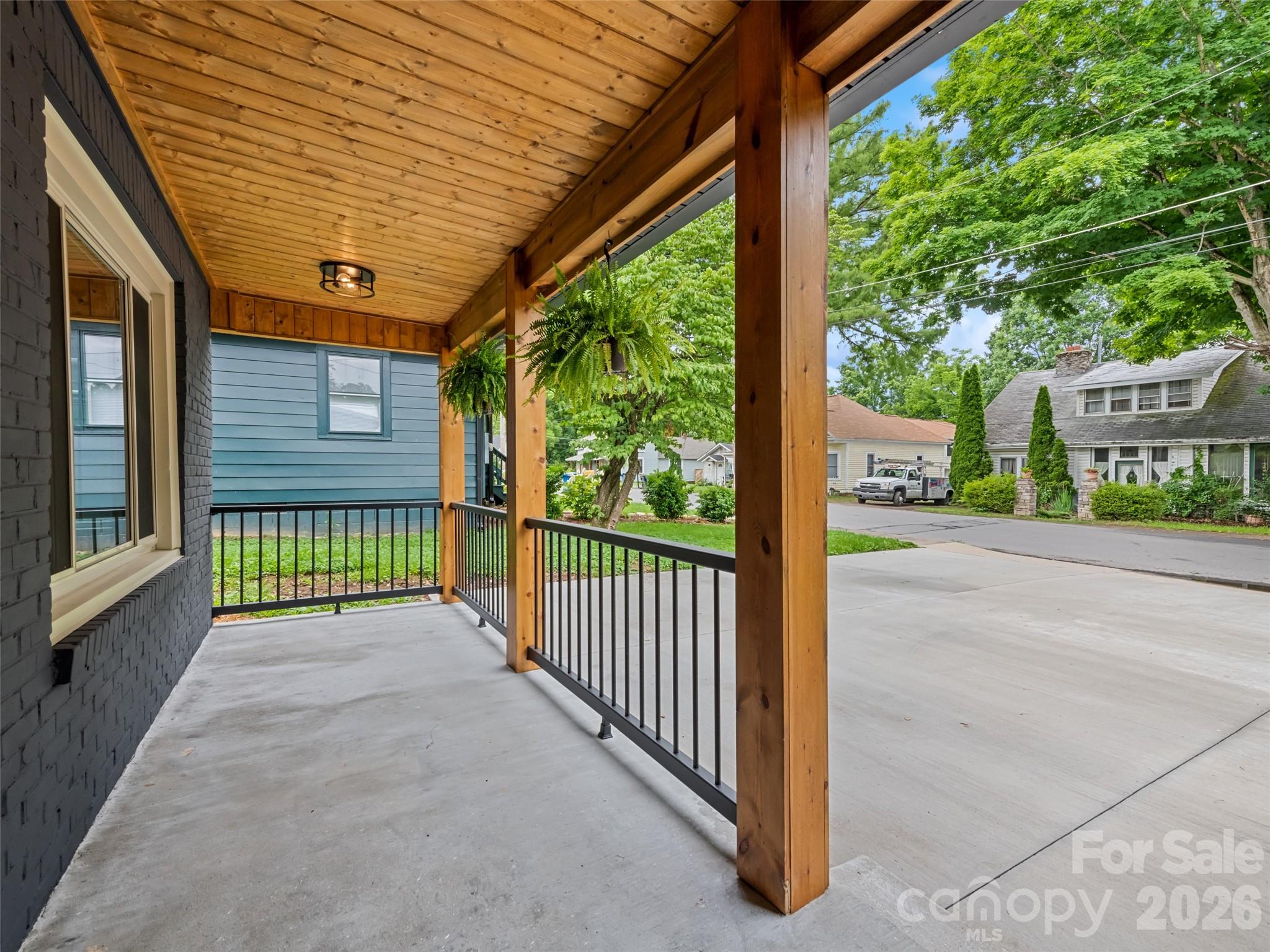 259 & 253 Richland Street — Waynesville