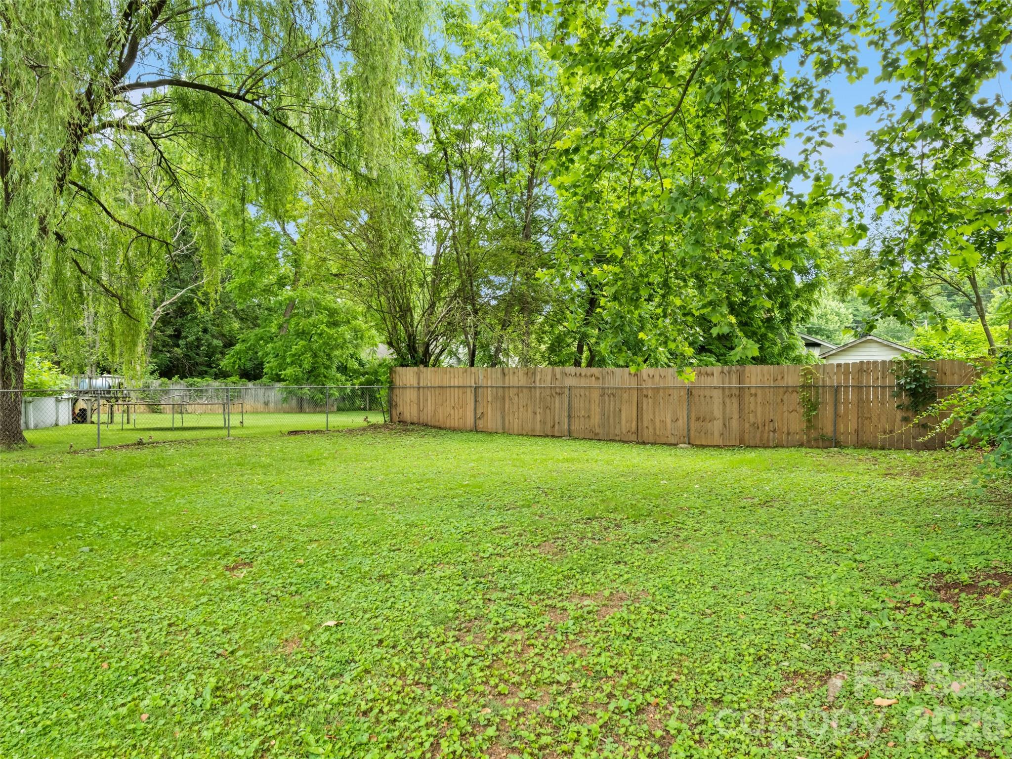 259 & 253 Richland Street — Waynesville