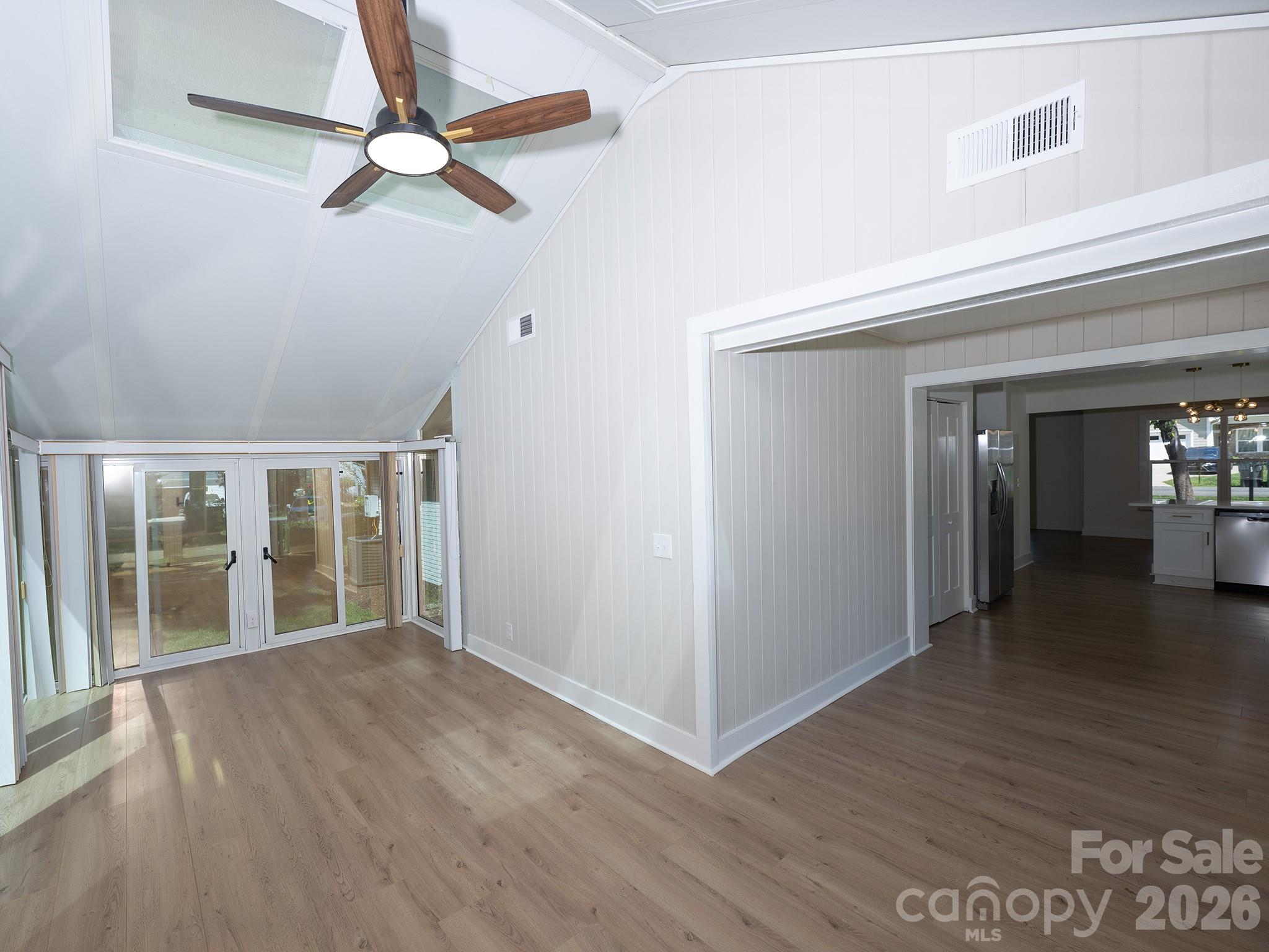 5306 Wales Street — Charlotte
