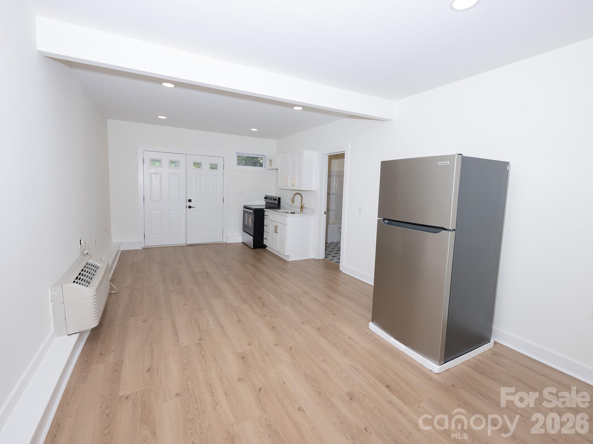 5306 Wales Street — Charlotte