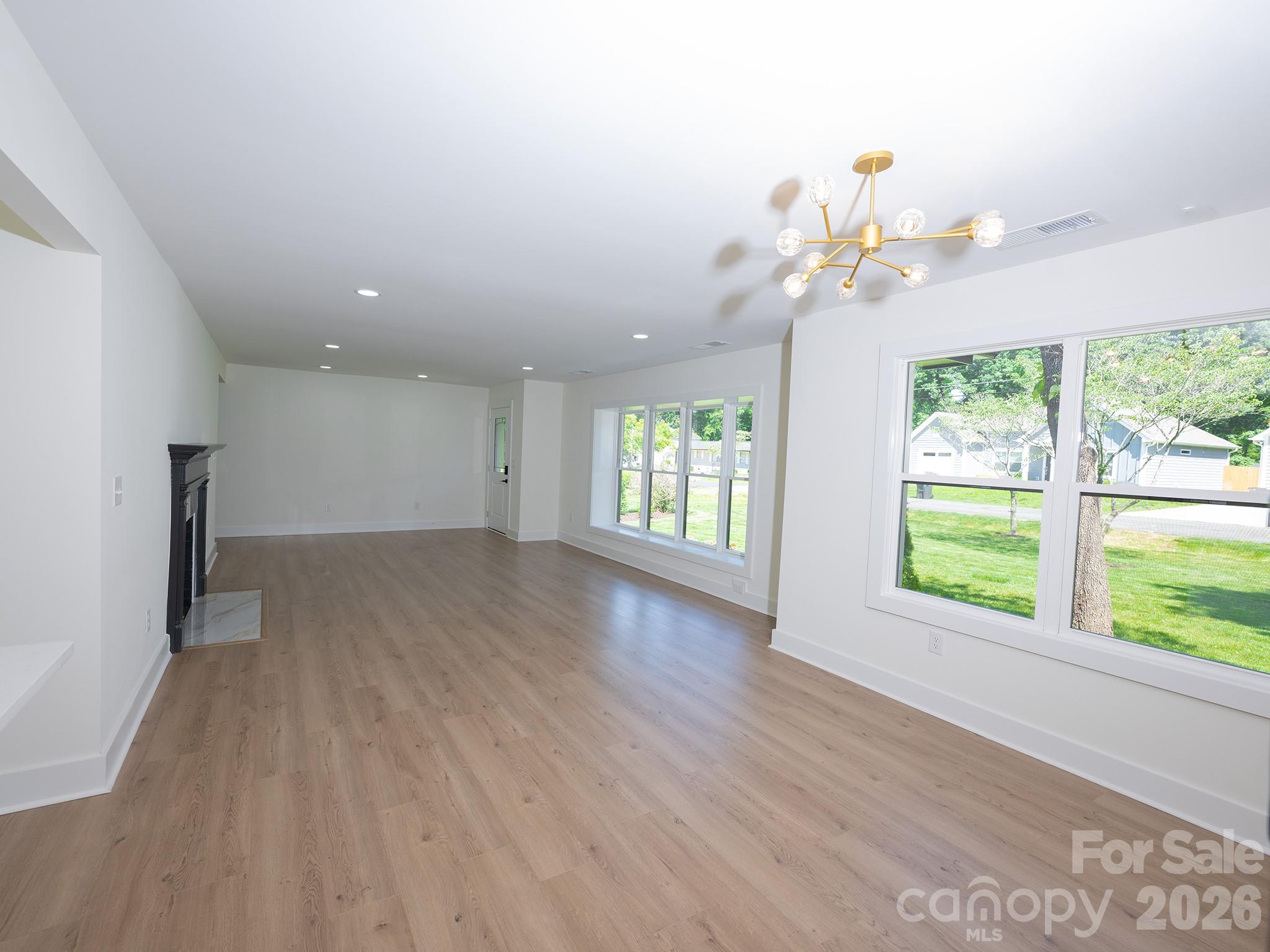 5306 Wales Street — Charlotte