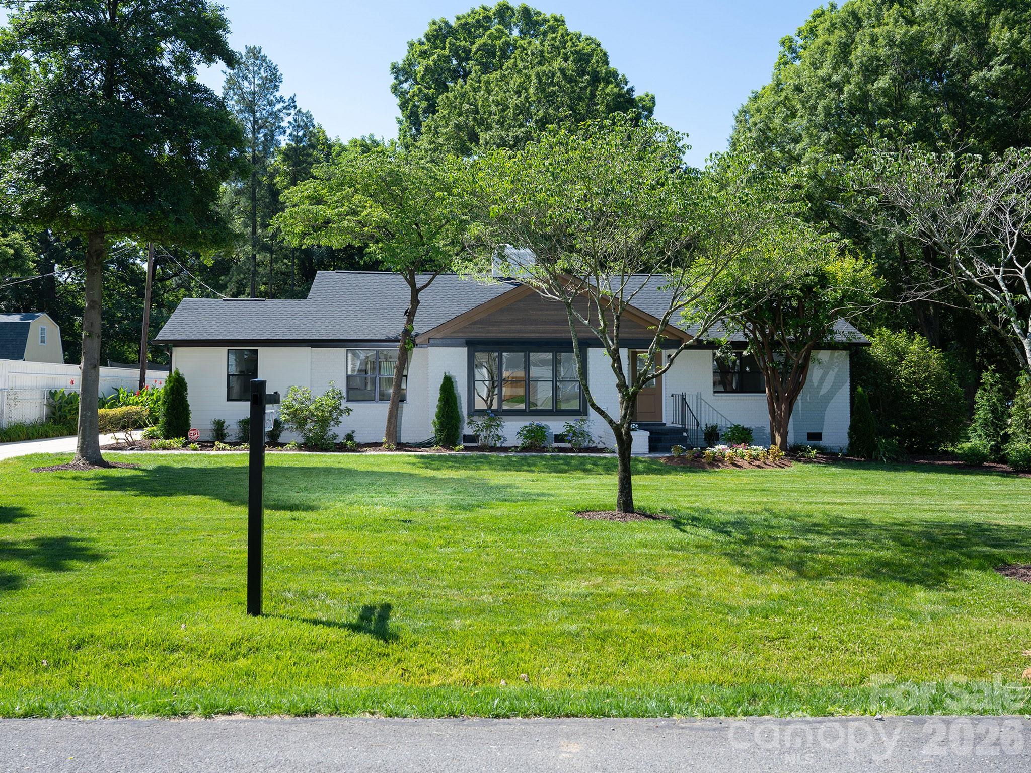 5306 Wales Street — Charlotte