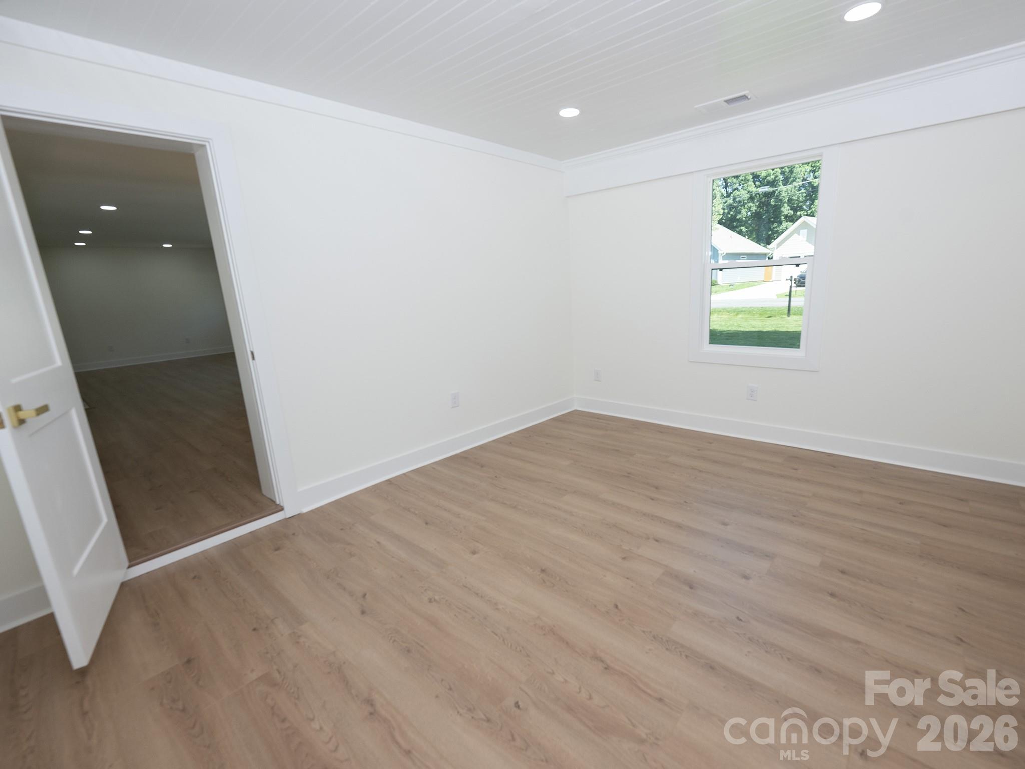 5306 Wales Street — Charlotte