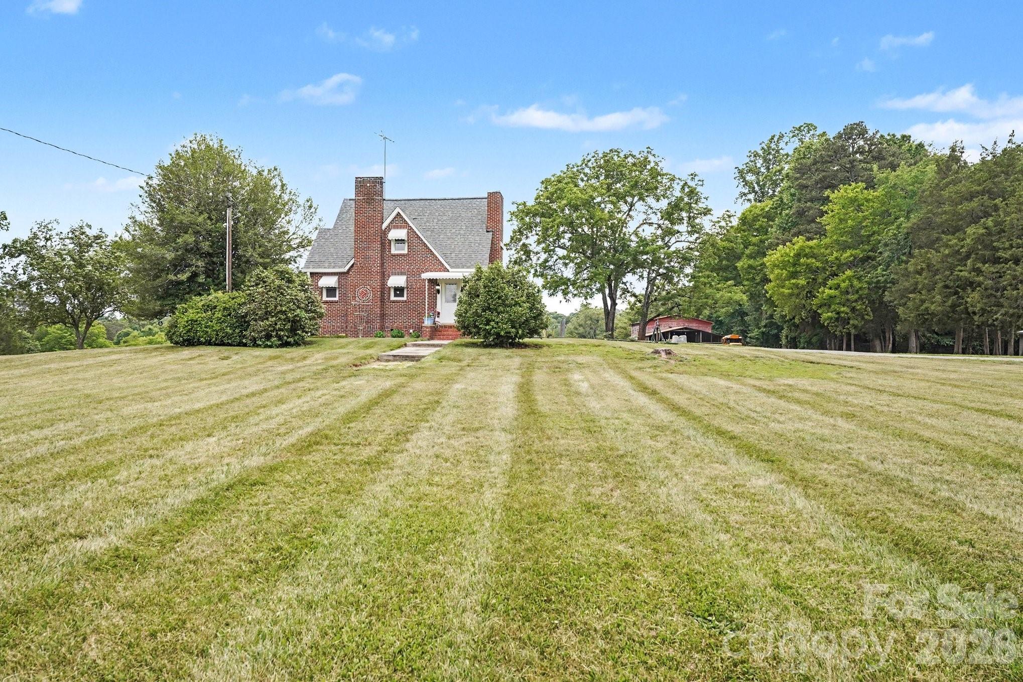 1951 US HWY 158 Highway — Mocksville