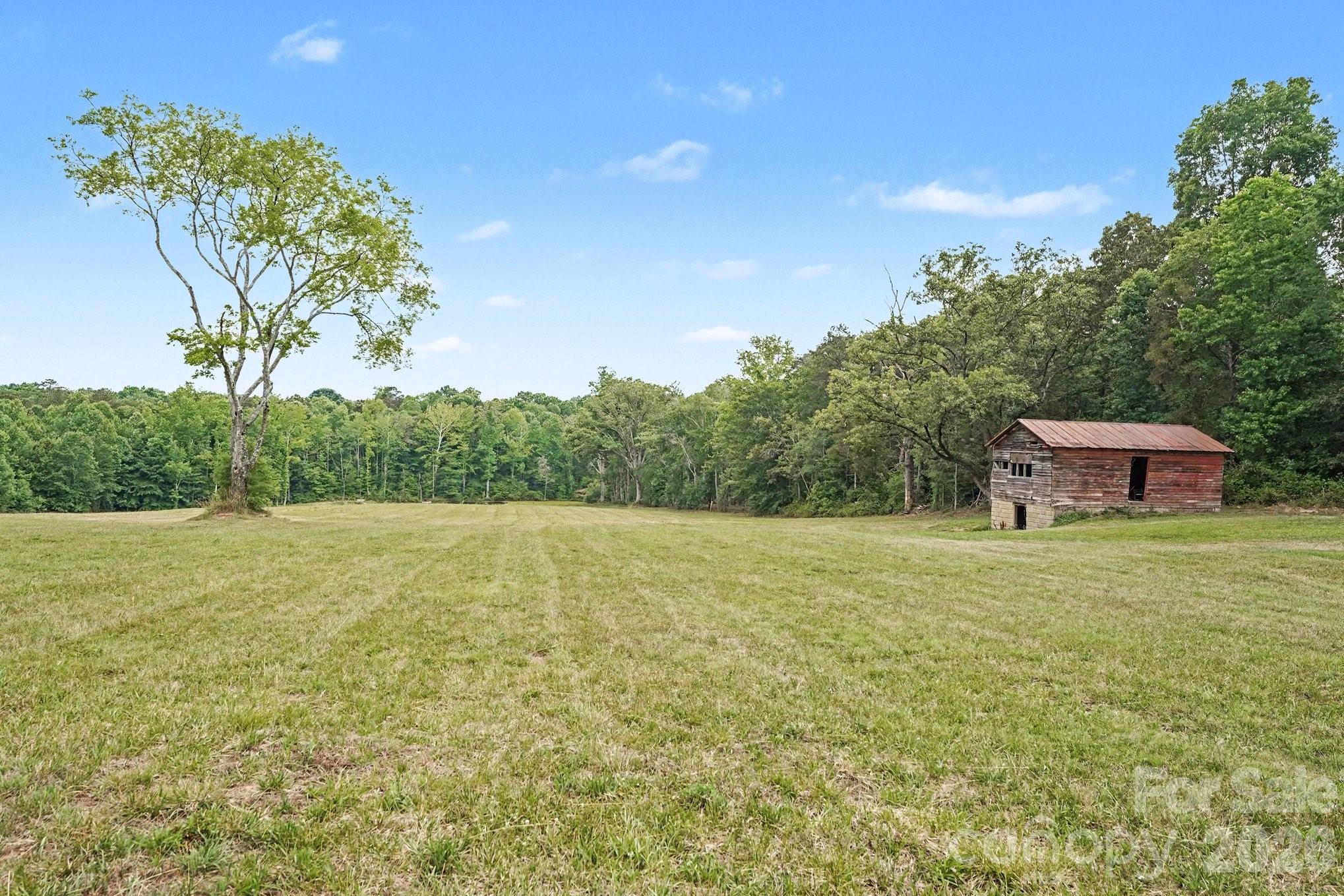 1951 US HWY 158 Highway — Mocksville