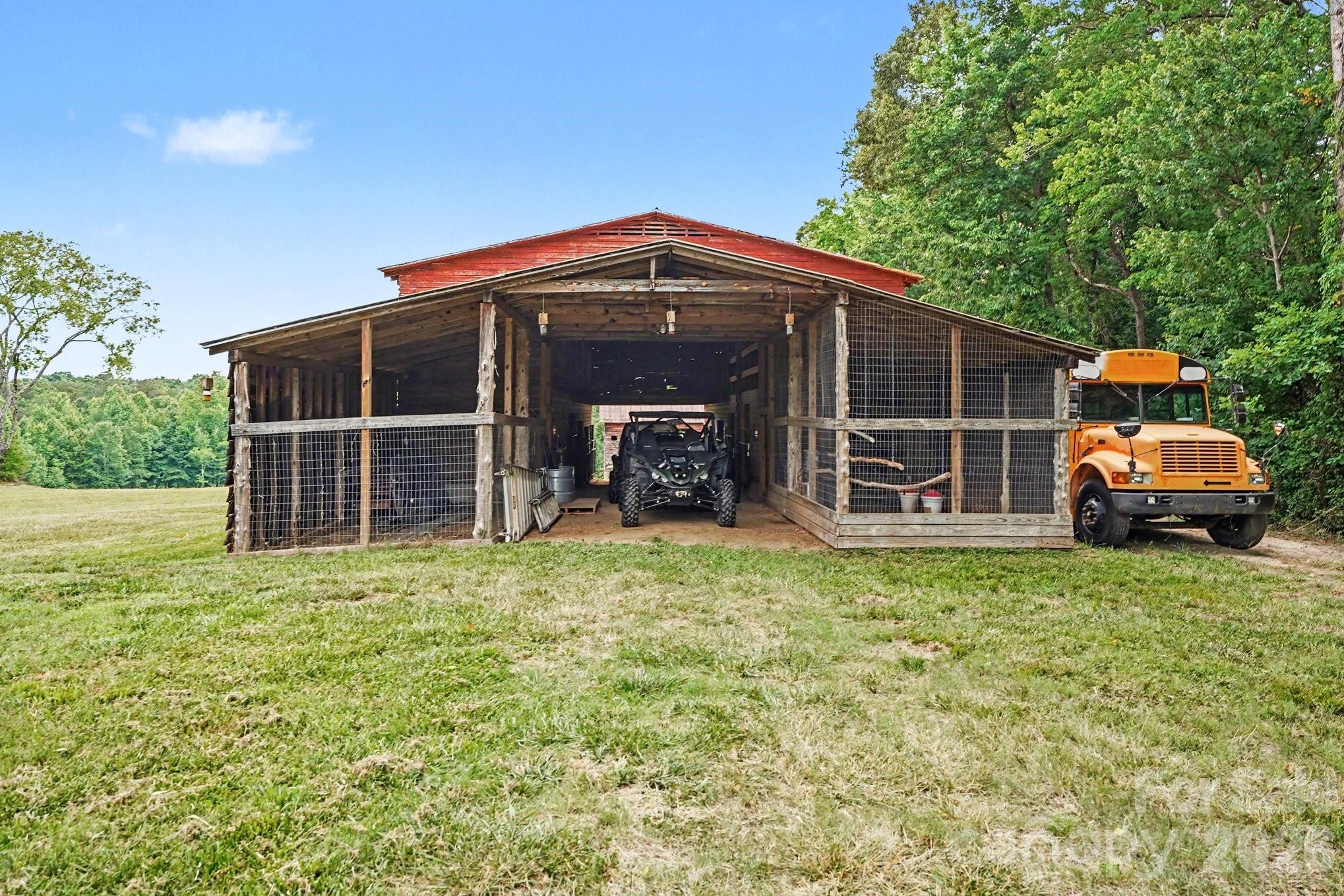 1951 US HWY 158 Highway — Mocksville