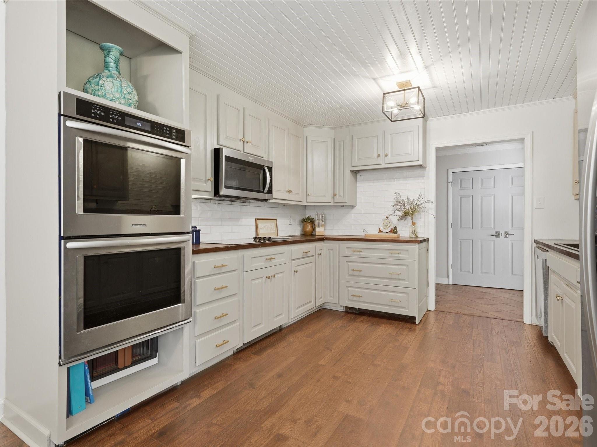 117 Club View Drive — Cherryville