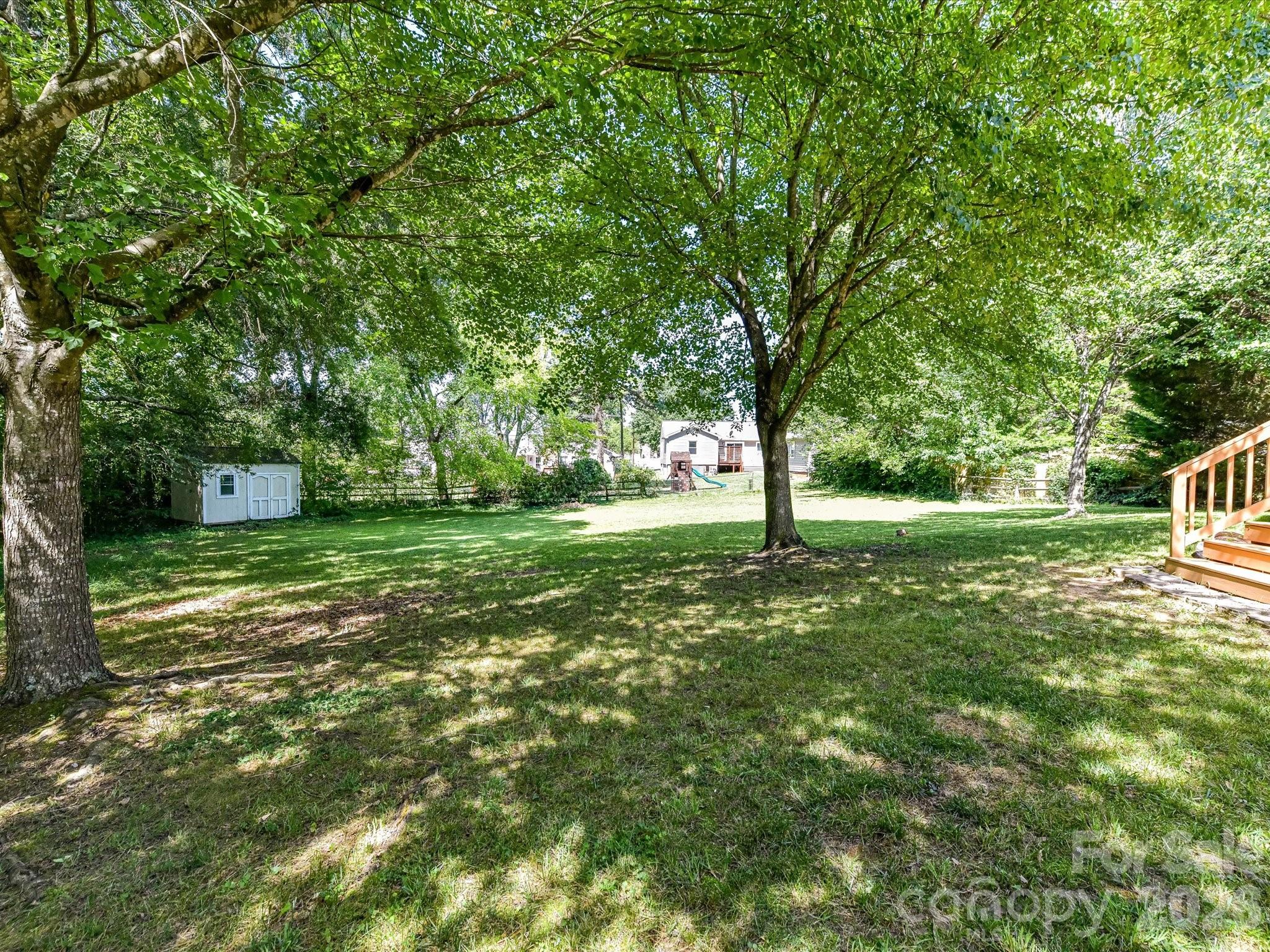 18418 Torrence Chapel Estates Circle — Cornelius