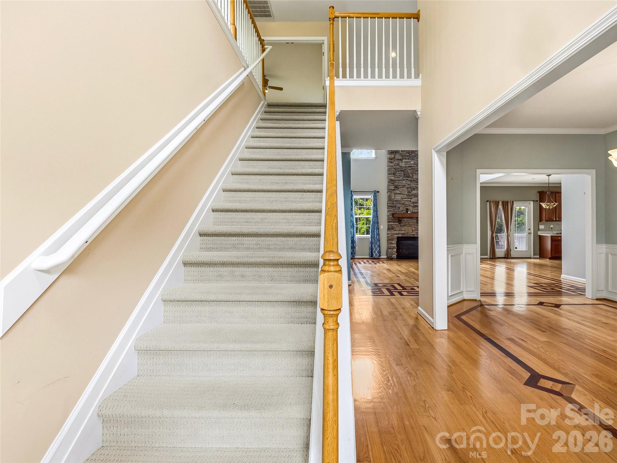 6 Dansford Lane — Arden