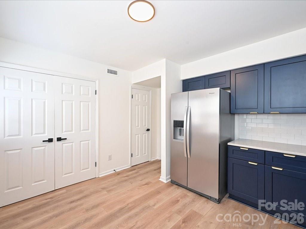 6810 Farmingdale Drive — Charlotte
