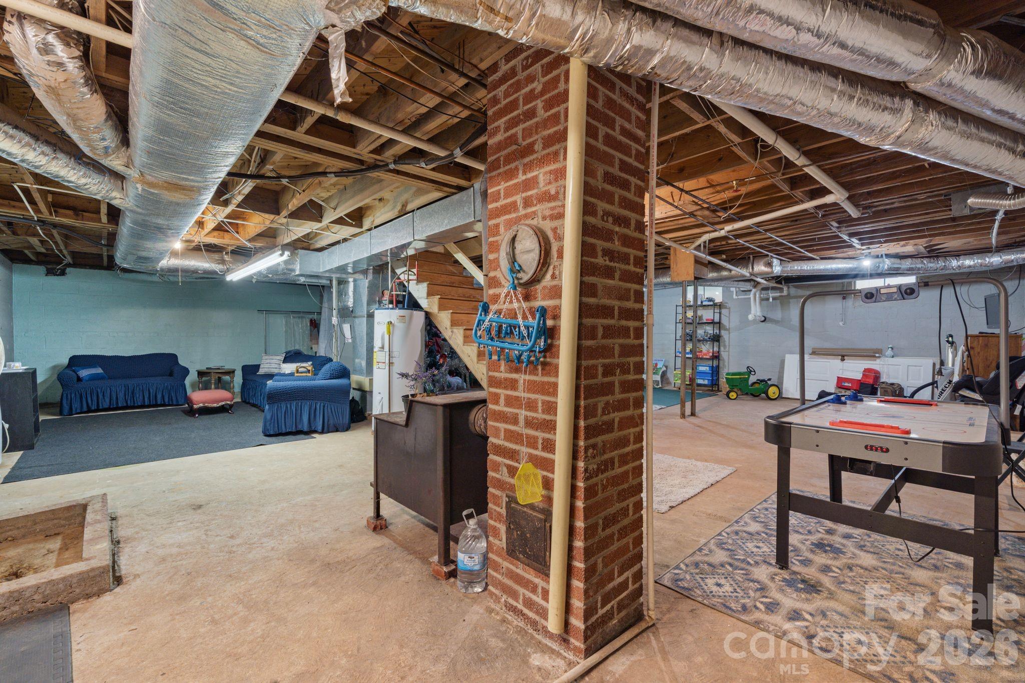 2409 US 70 Highway W — Morganton