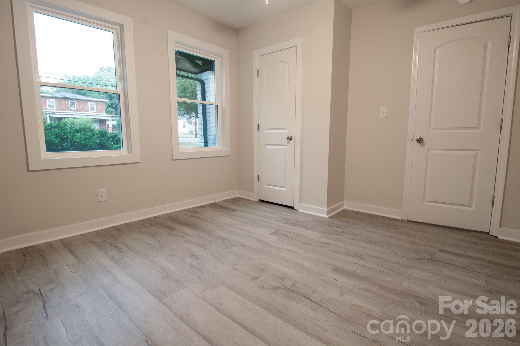 435 W Whitley Street — Norwood