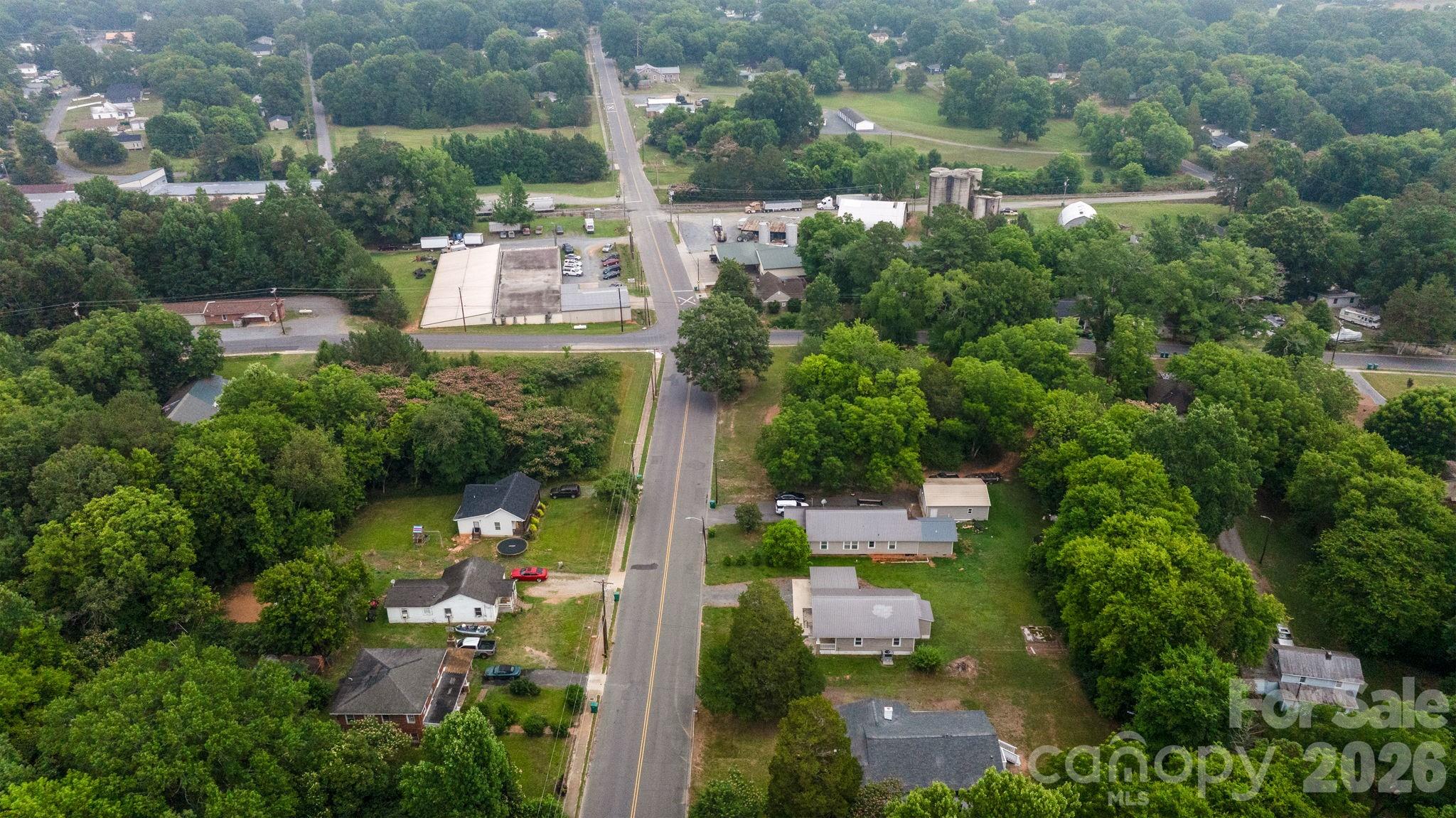 435 W Whitley Street — Norwood
