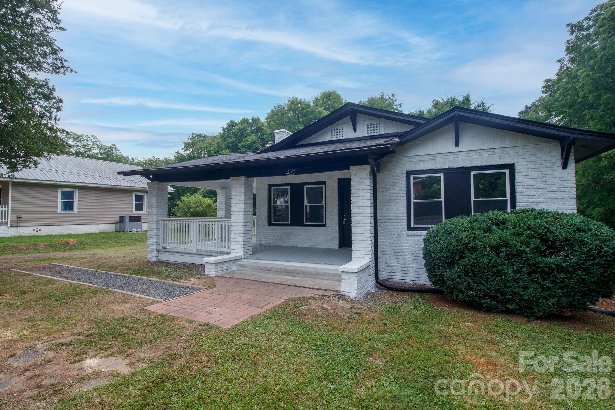435 W Whitley Street — Norwood