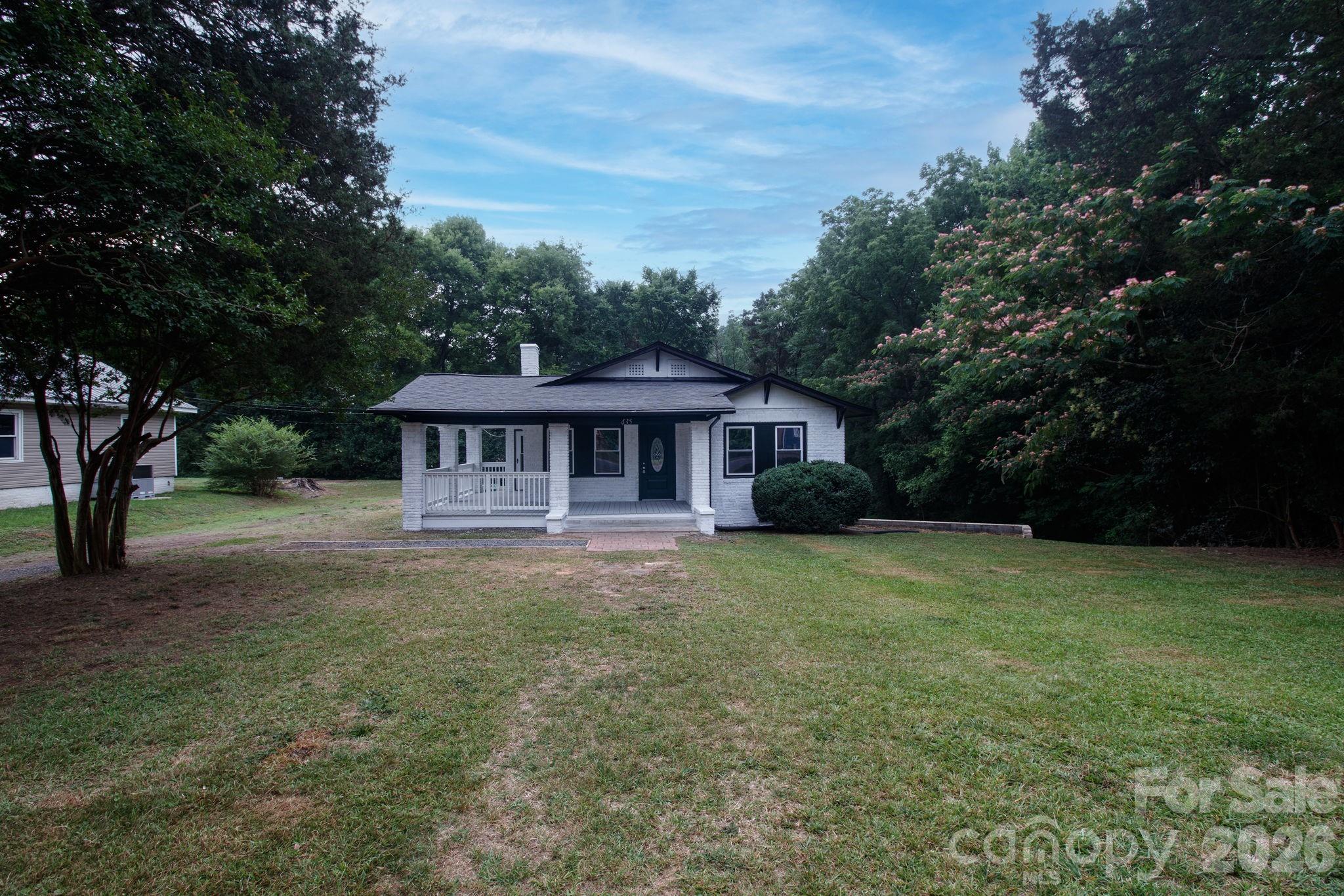 435 W Whitley Street — Norwood