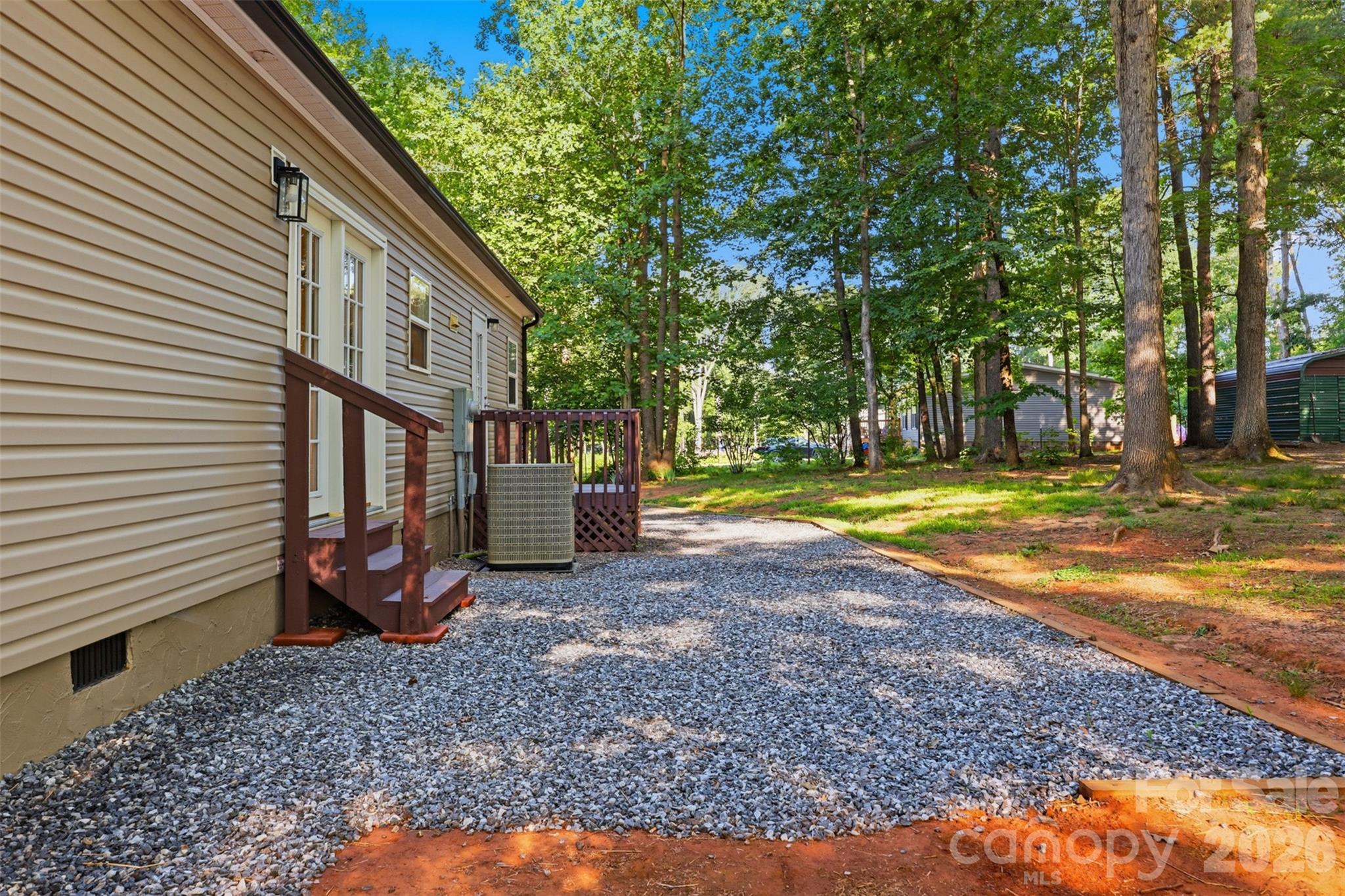 975 Jay Burke Road — Taylorsville
