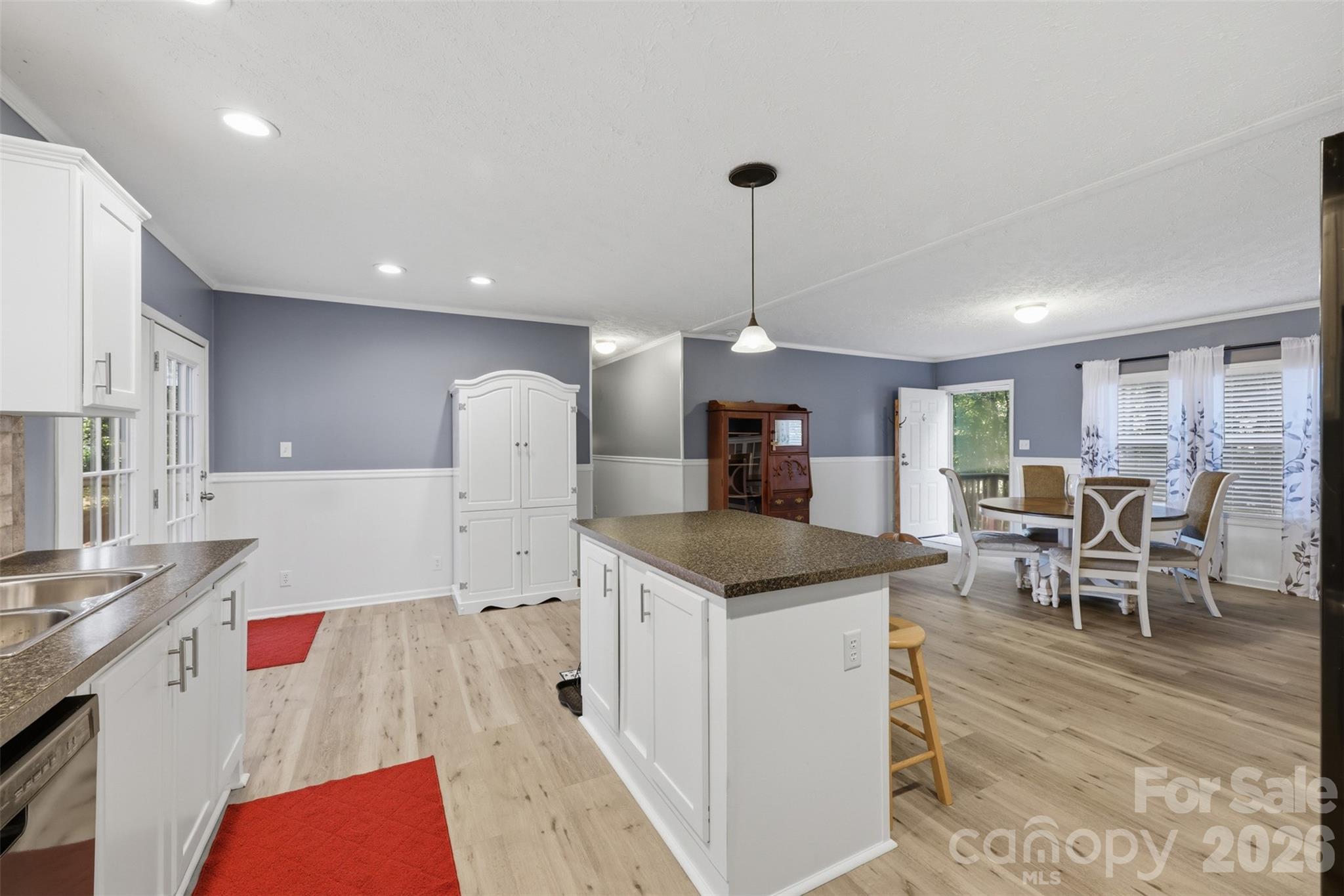 975 Jay Burke Road — Taylorsville