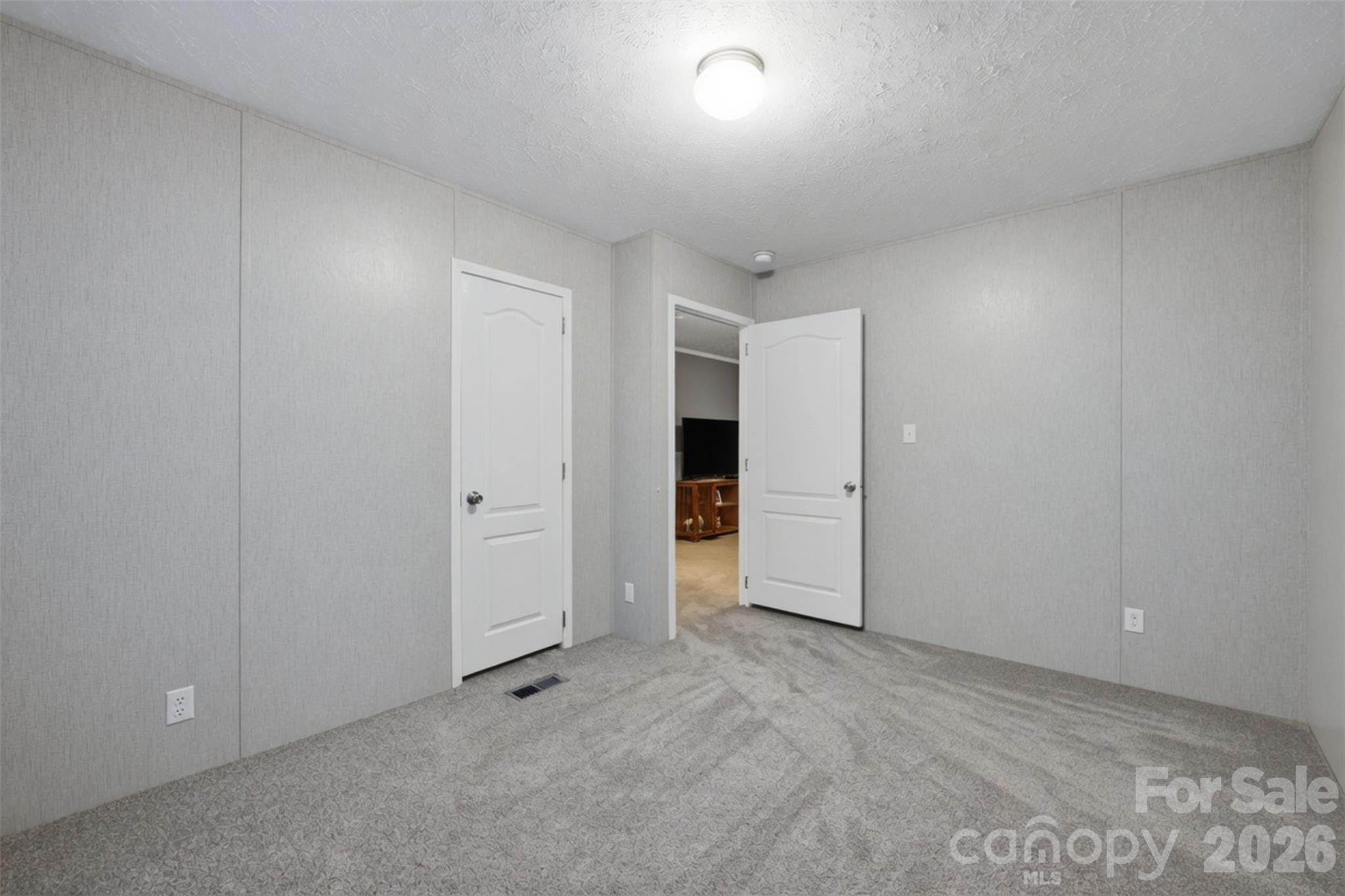 975 Jay Burke Road — Taylorsville