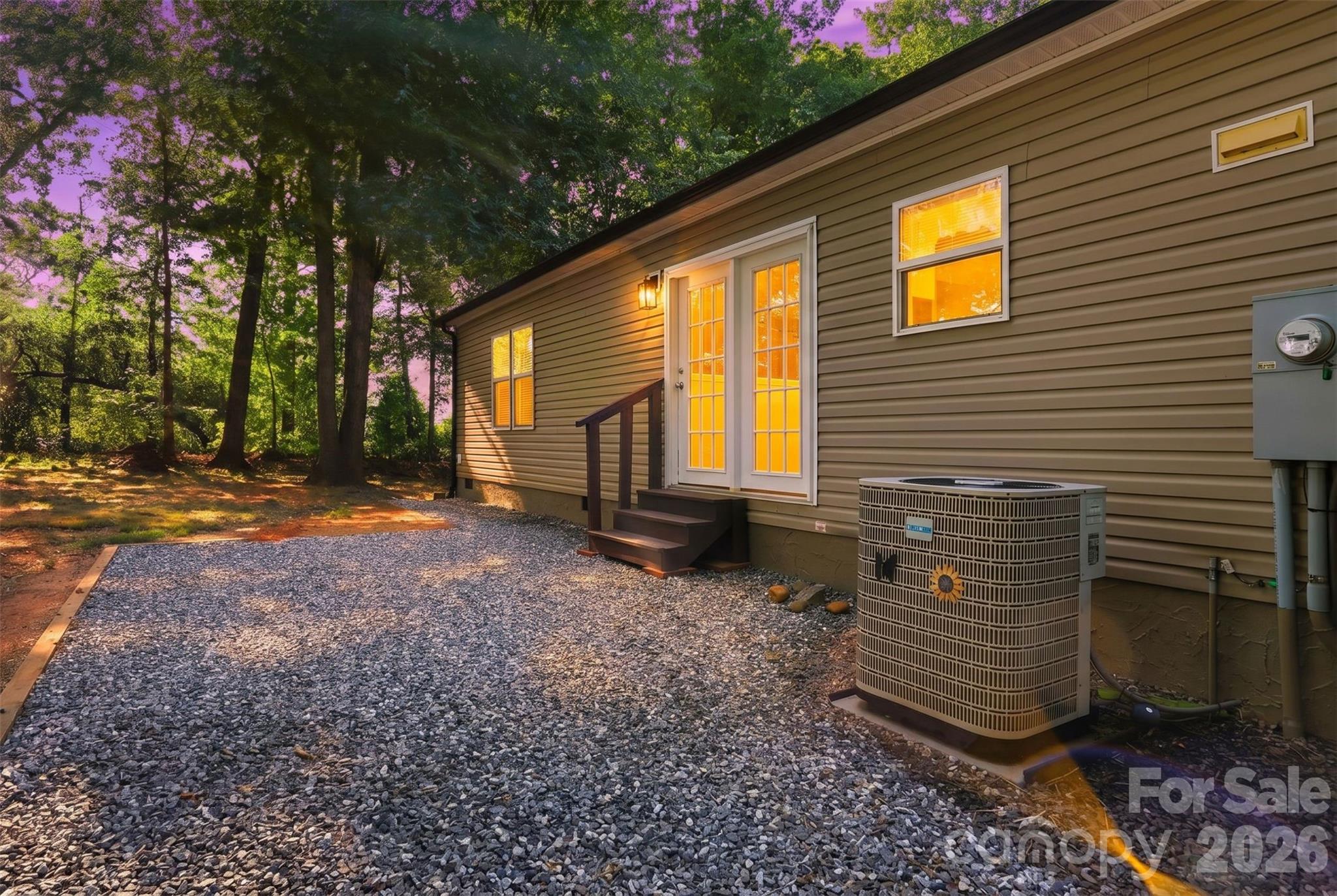 975 Jay Burke Road — Taylorsville