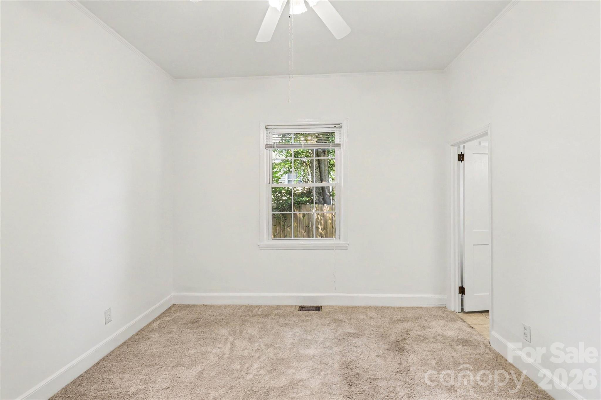 900 Cone Avenue — Pineville