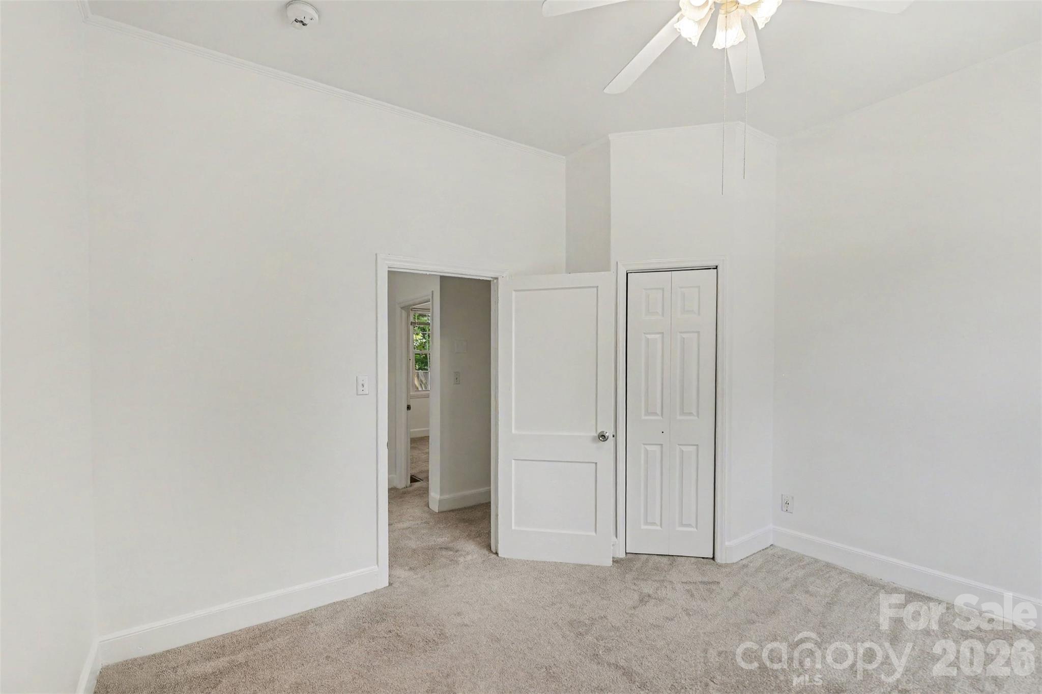900 Cone Avenue — Pineville