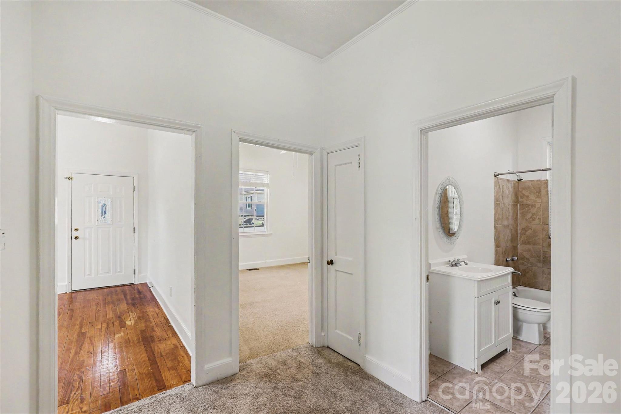 900 Cone Avenue — Pineville