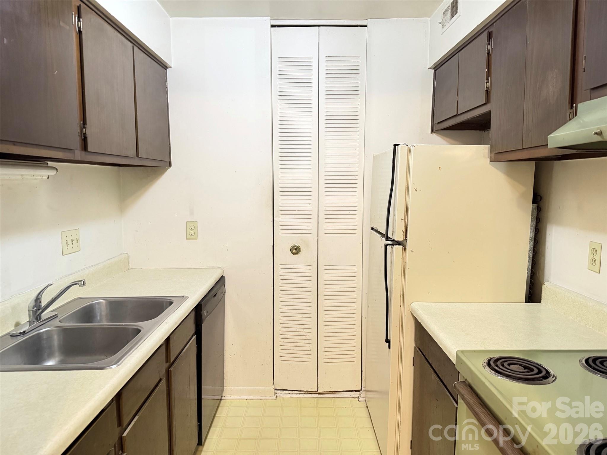 401 Orchard Trace Lane #8 — Charlotte