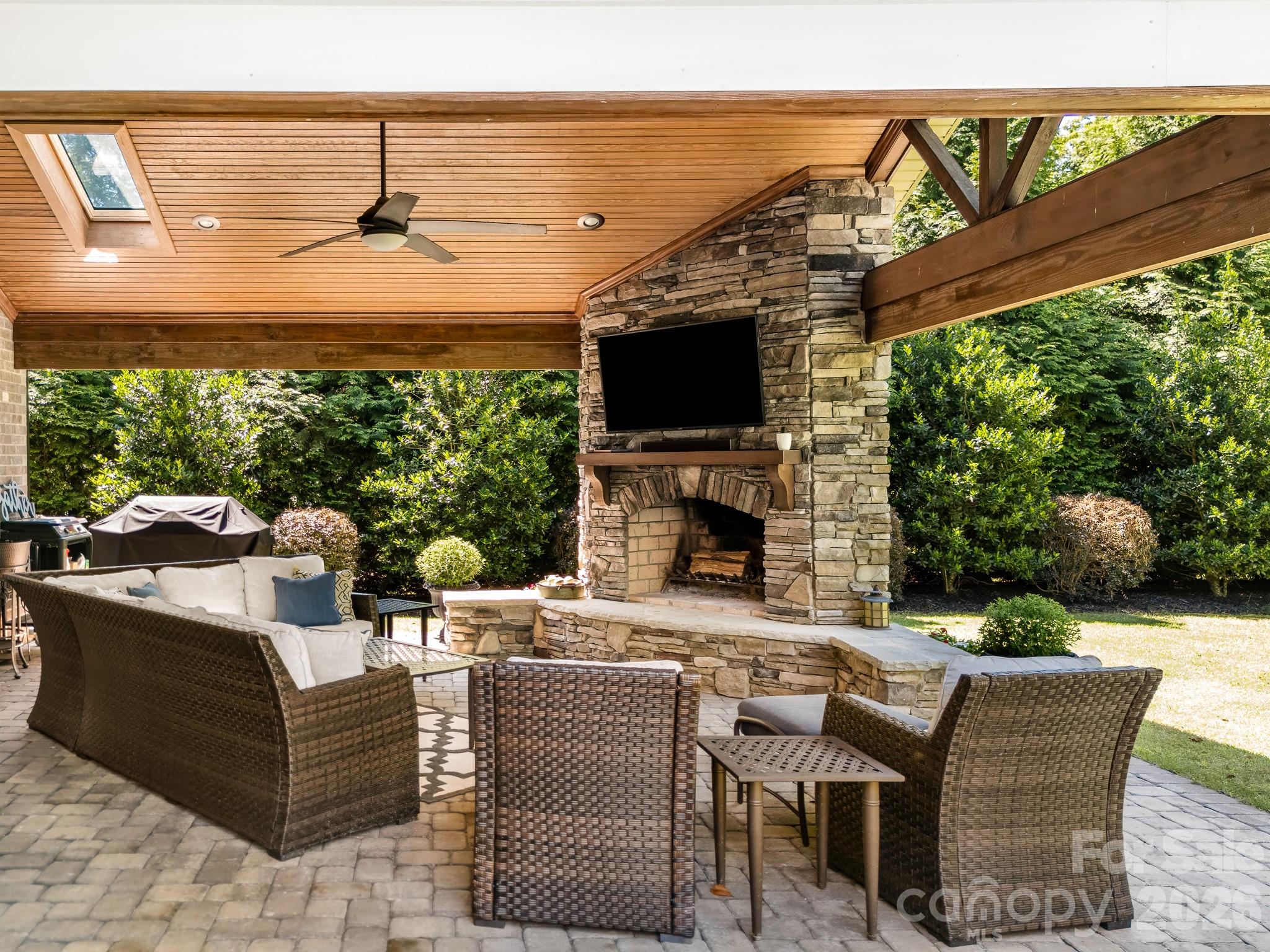 10704 Waxhaw Manor Drive — Waxhaw