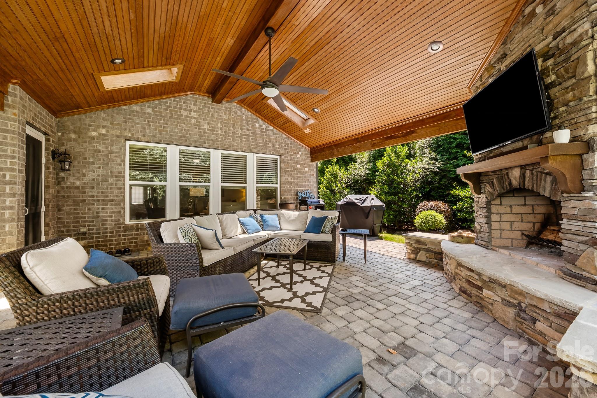10704 Waxhaw Manor Drive — Waxhaw