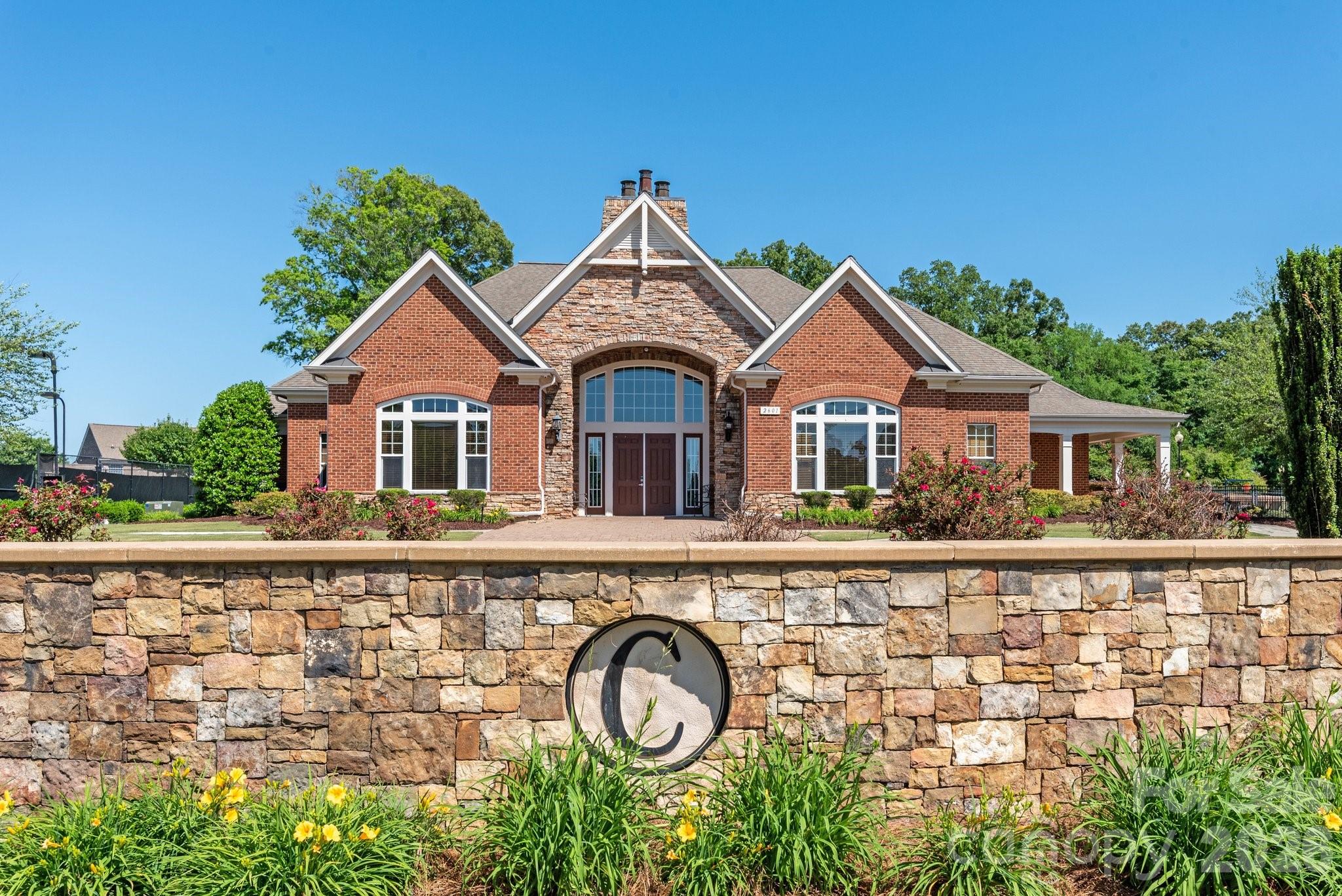 10704 Waxhaw Manor Drive — Waxhaw