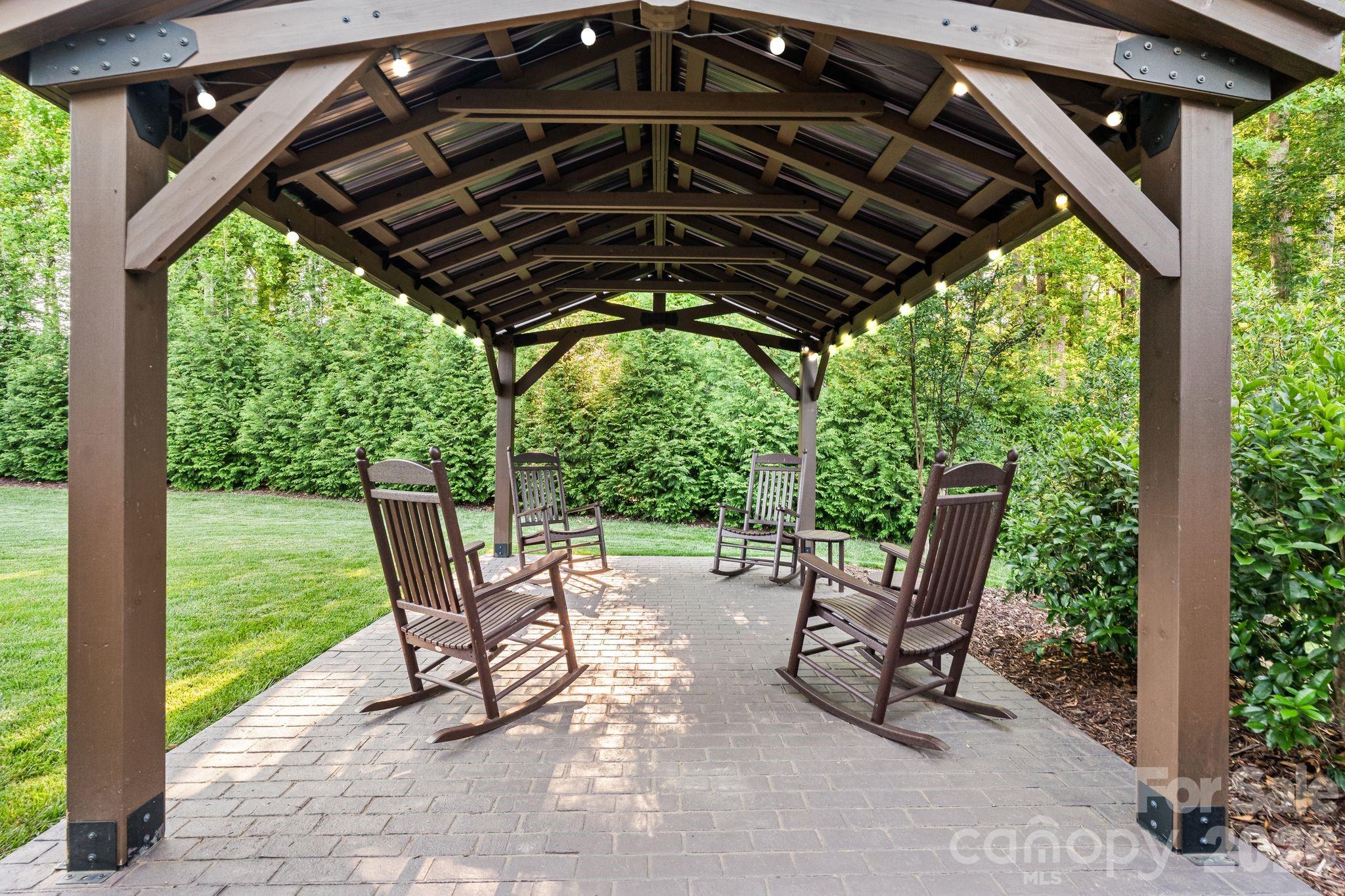 13212 Oak Farm Lane — Huntersville