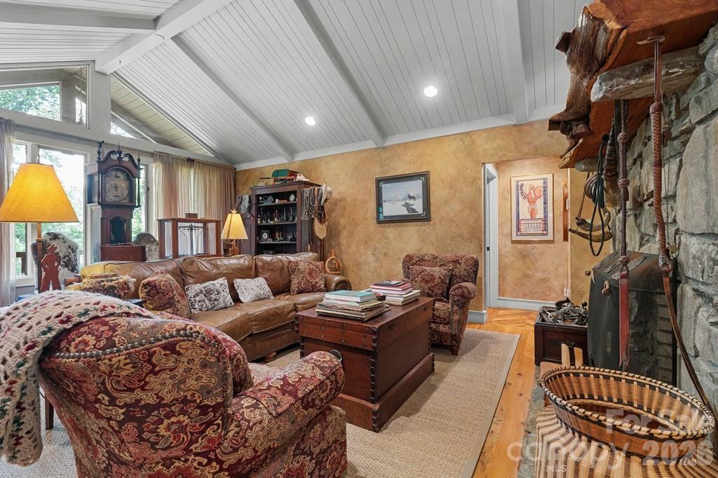 188 Black Rock Ranch Road — Sylva