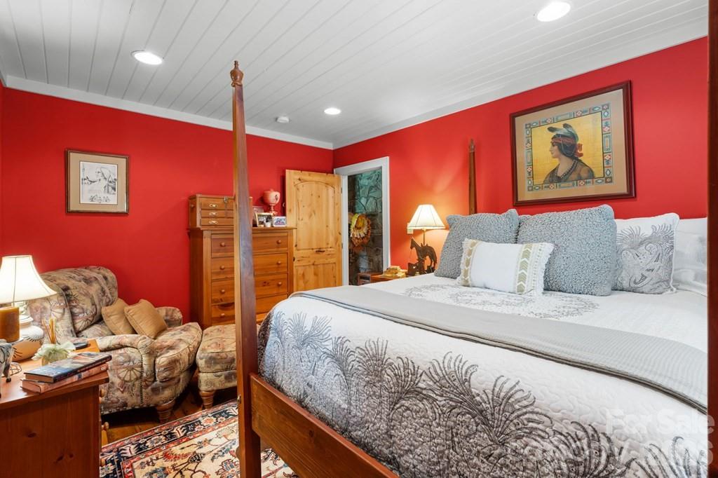 188 Black Rock Ranch Road — Sylva