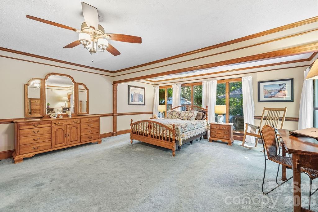 8418 Pine Hill Road — Charlotte