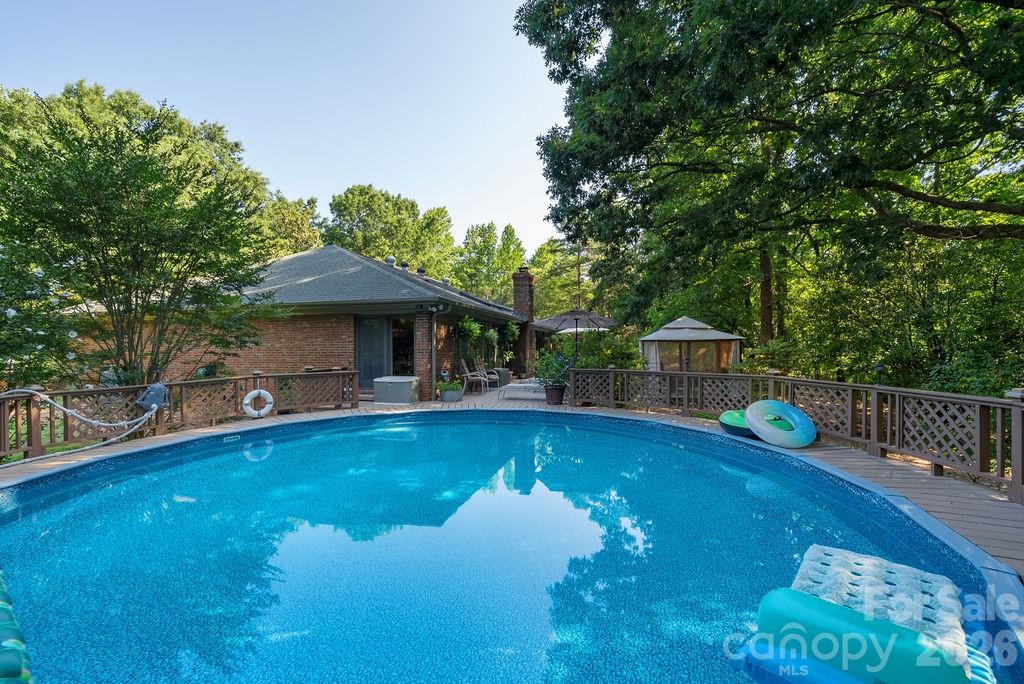 8418 Pine Hill Road — Charlotte