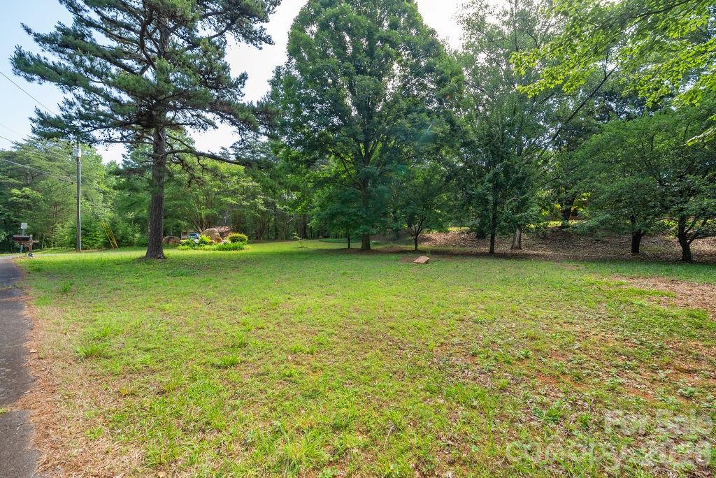 8418 Pine Hill Road — Charlotte