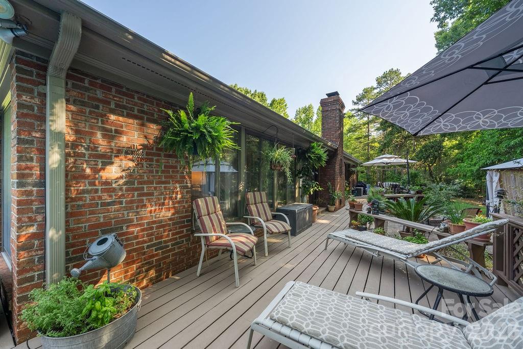 8418 Pine Hill Road — Charlotte