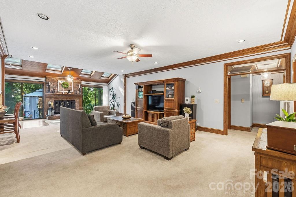 8418 Pine Hill Road — Charlotte